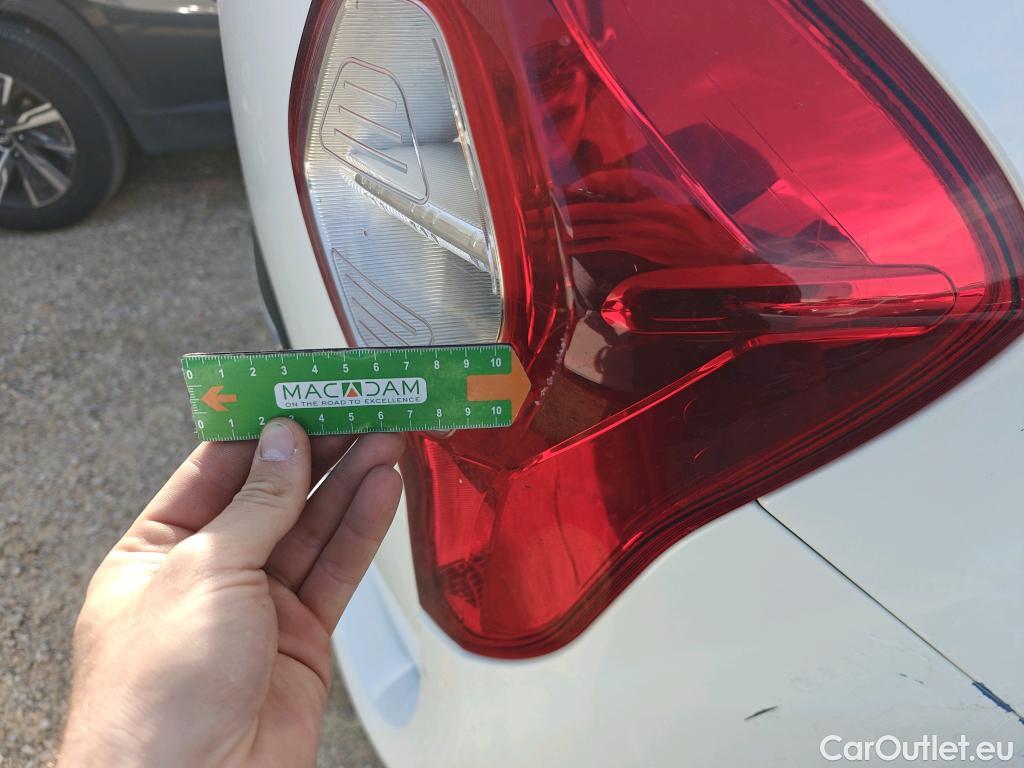  Dacia  Lodgy DACIA  / 2012 / 5P / monovolumen compacto Comfort Blue dCi 70kW (95CV) 7Pl - 18 #51