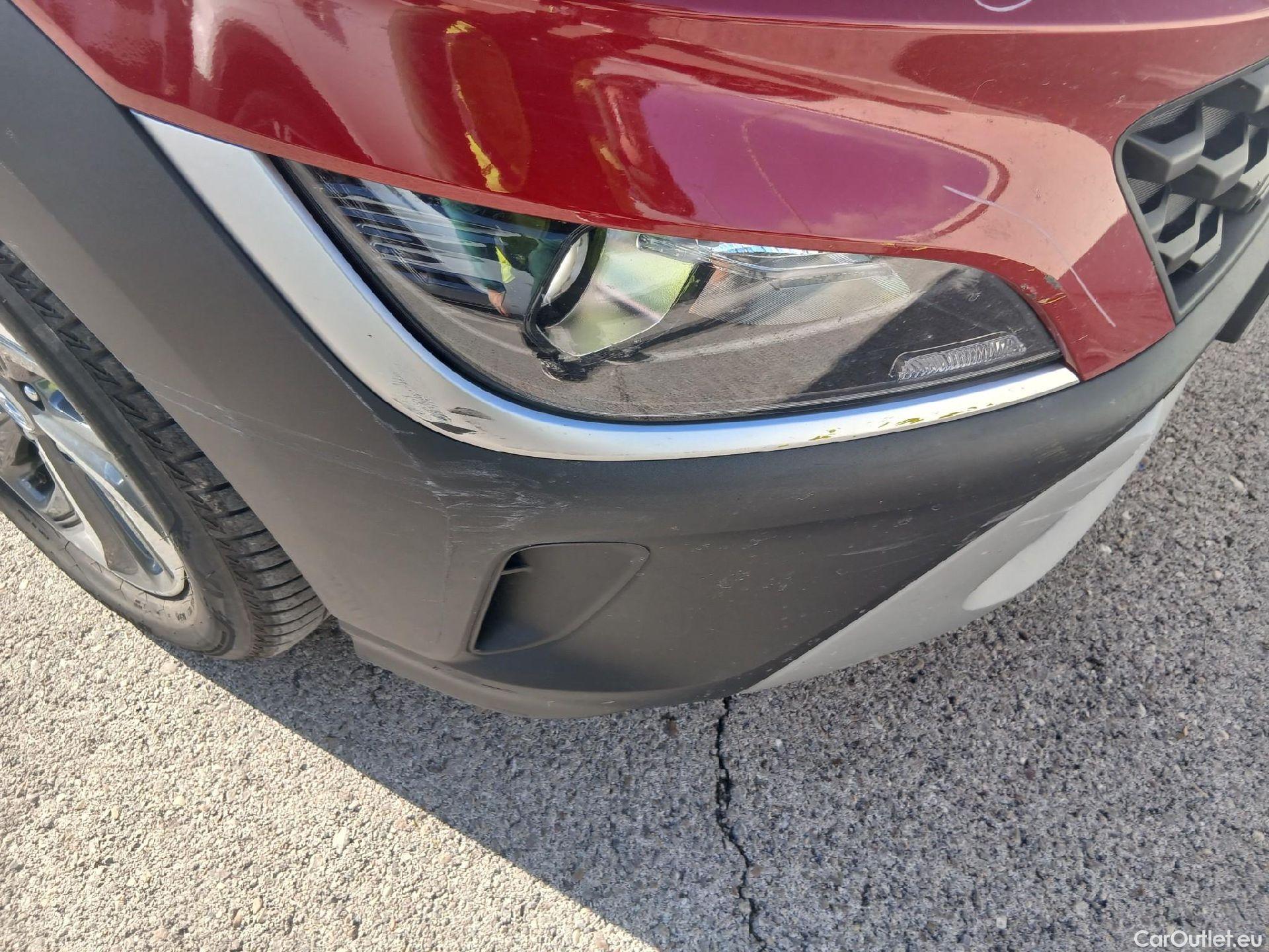  Hyundai  Konna HYUNDAI Kona / 2020 / 5P / todoterreno 1.6 GDI HEV Maxx DCT #6