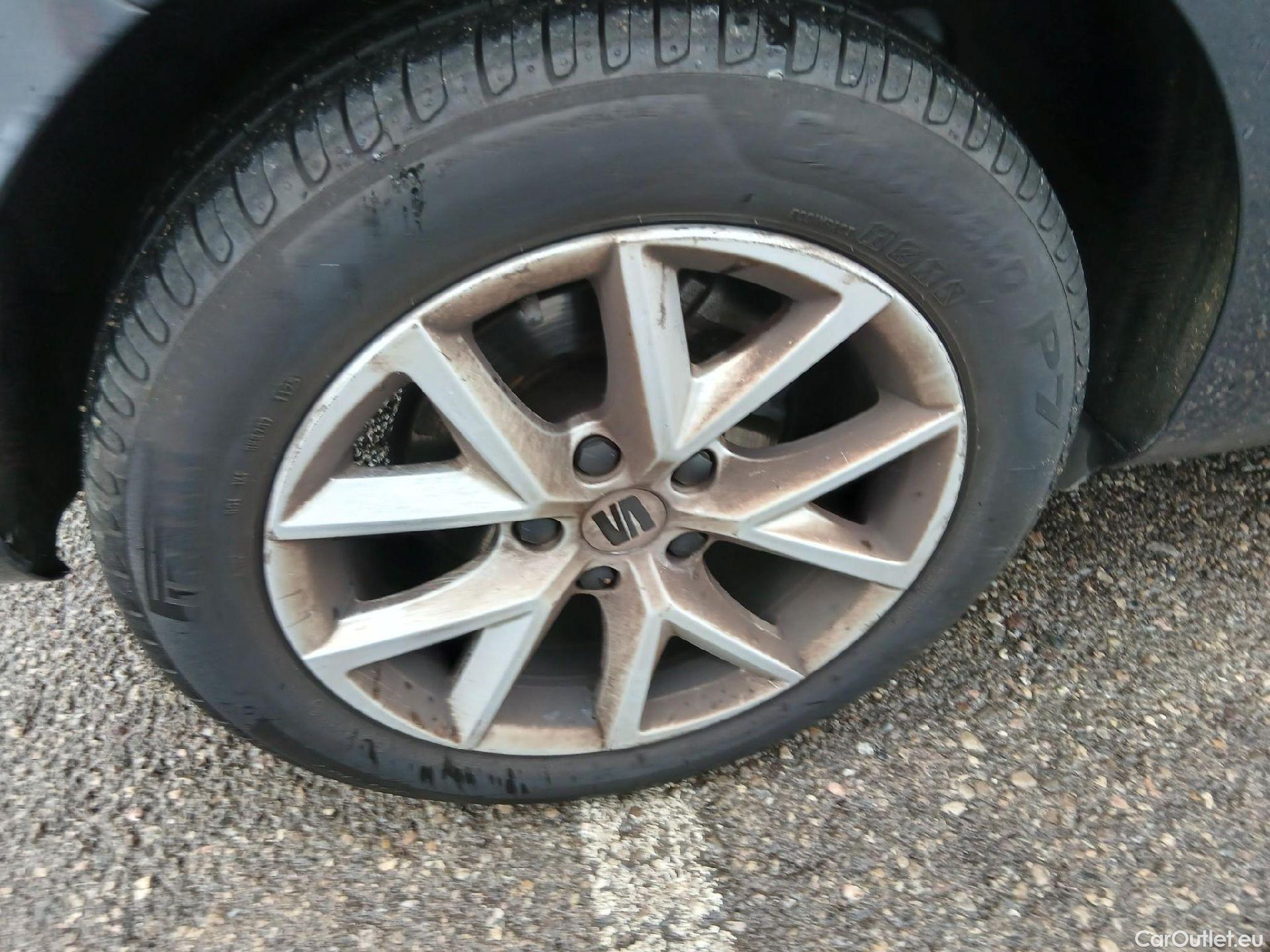  Land Rover  Discovery SEAT Nuevo León / 2020 / 5P / berlina con portón 2.0 TDI 85kW S&S Style Go(SP) #19