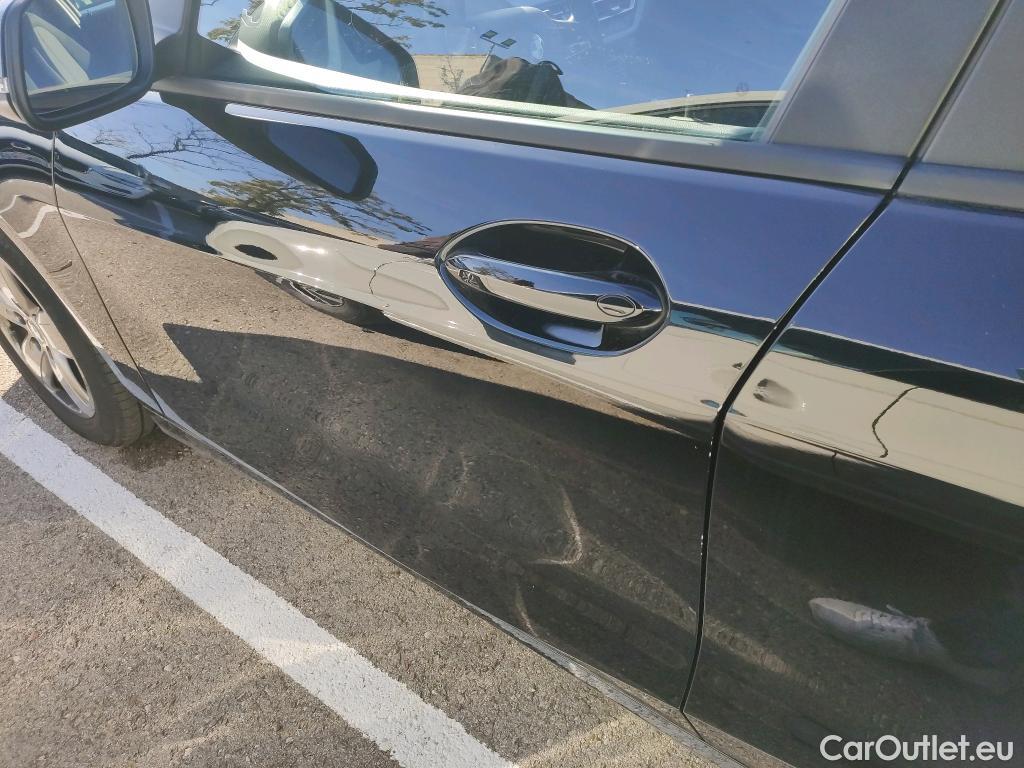  Bmw  Serie 1 BMW  / 2019 / 5P / berlina con portón 116d #1