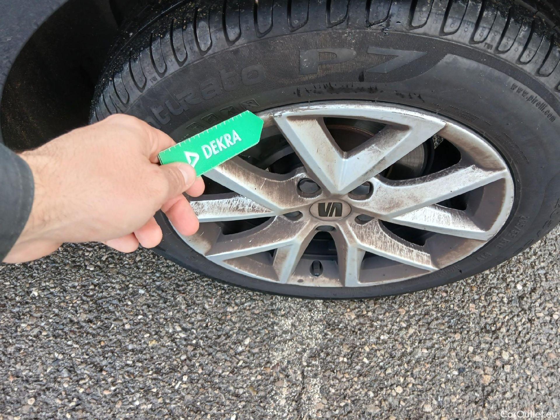  Land Rover  Discovery SEAT Nuevo León / 2020 / 5P / berlina con portón 2.0 TDI 85kW S&S Style Go(SP) #9