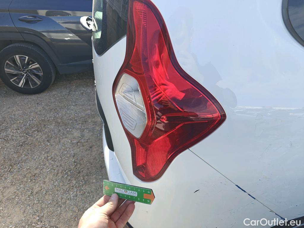  Dacia  Lodgy DACIA  / 2012 / 5P / monovolumen compacto Comfort Blue dCi 70kW (95CV) 7Pl - 18 #50