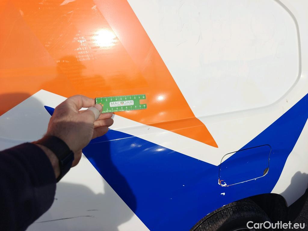  Opel  Combo OPEL  / 2018 / 3P / furgón derivado de turismo 1.6 TD S/S 74kW (100CV) Express L H1 650 #1