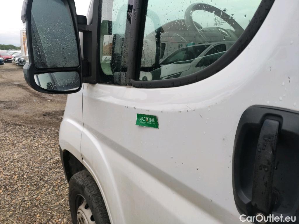  Opel  Movano OPEL  / 2021 / 4P / furgón Base L2H2 3.5T 2.2 BHDi 88kW #29