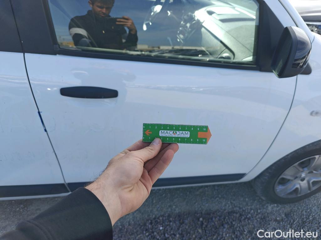  Dacia  Lodgy DACIA  / 2012 / 5P / monovolumen compacto Comfort Blue dCi 70kW (95CV) 7Pl - 18 #14