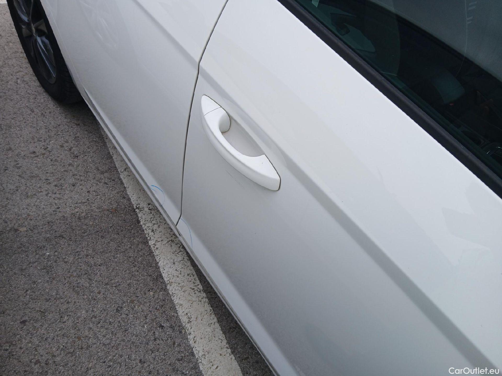  Seat  Leon SEAT León / 2016 / 5P / berlina con portón 1.5 TSI 95kW (130CV) St&Sp Style Visio Edition #24