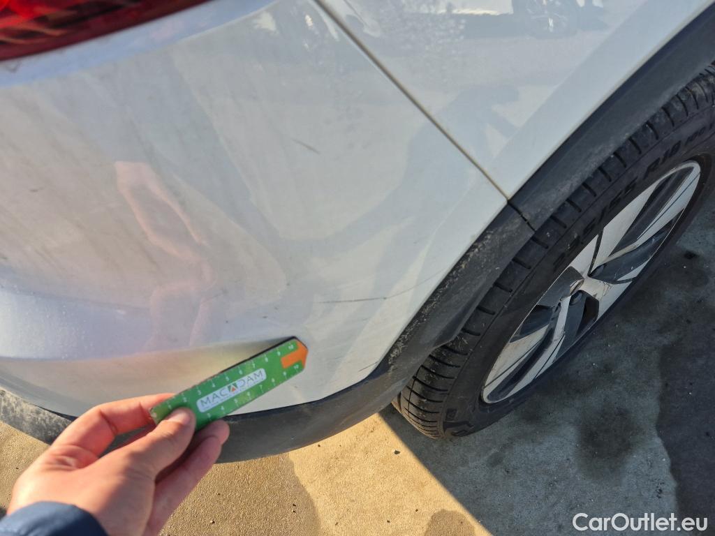  Volvo  XC 40 VOLVO XC40 / 2017 / 5P / todoterreno 1.5 T2 Momentum Pro Auto #22