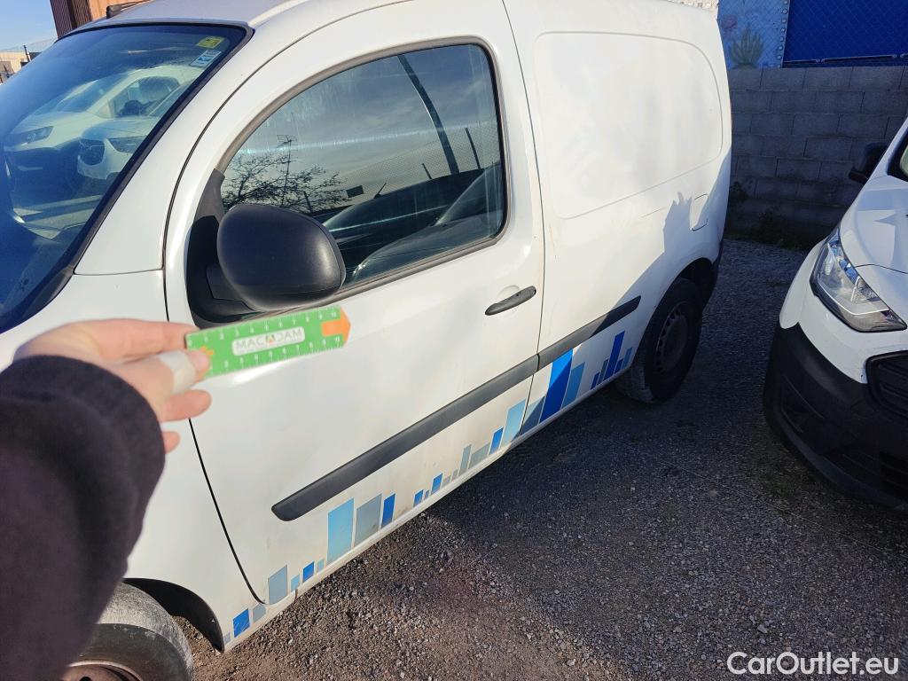  Renault  Kangoo RENAULT  Furgón/2013/3P/furgón derivado de turismo Profesional Blue dCi 70kW (95CV) #19