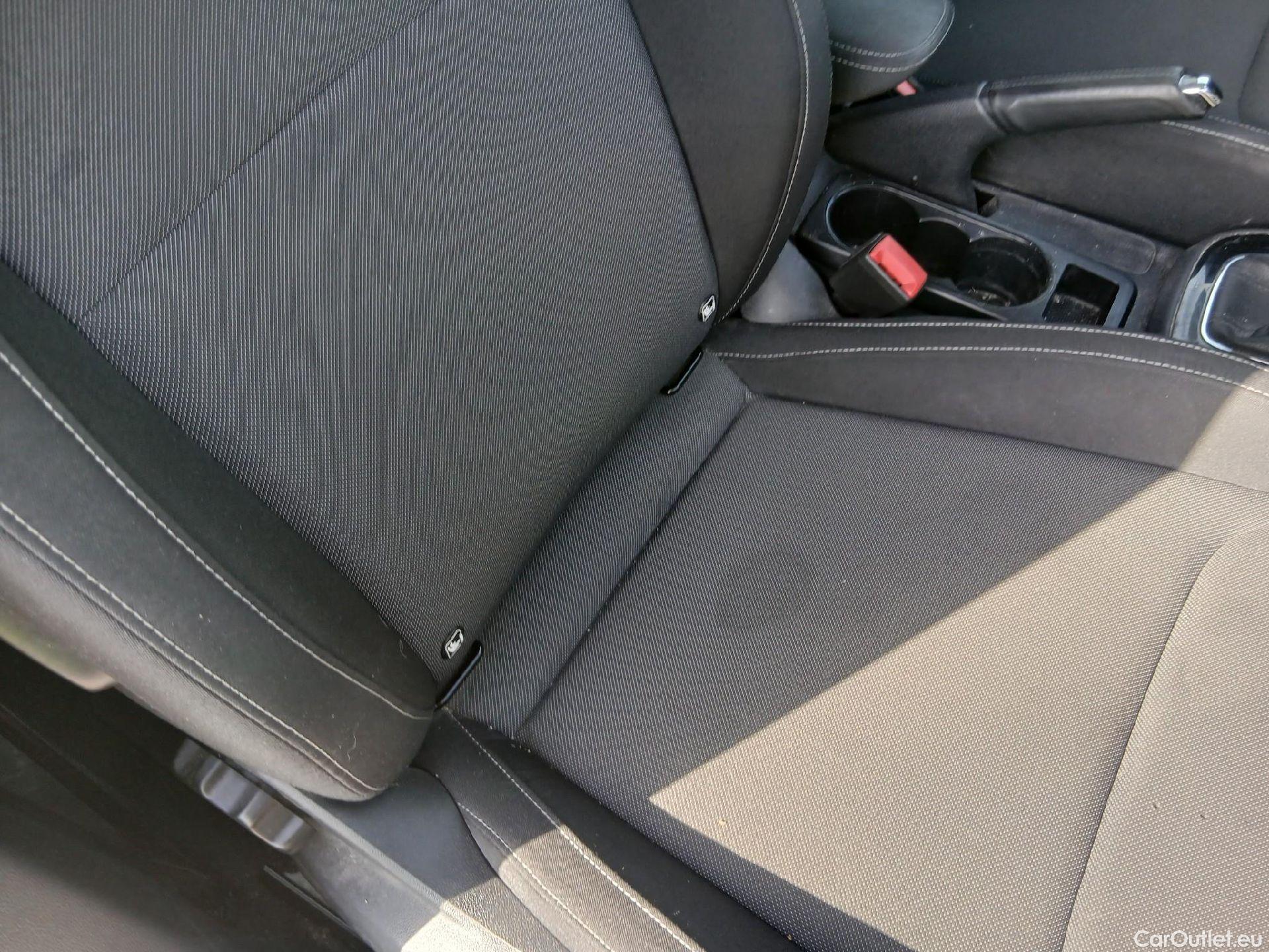  Skoda  Fabia SKODA  / 2021 / 5P / berlina con portón 1.0 TSI 70kW (95CV) Ambition (AC2) #32