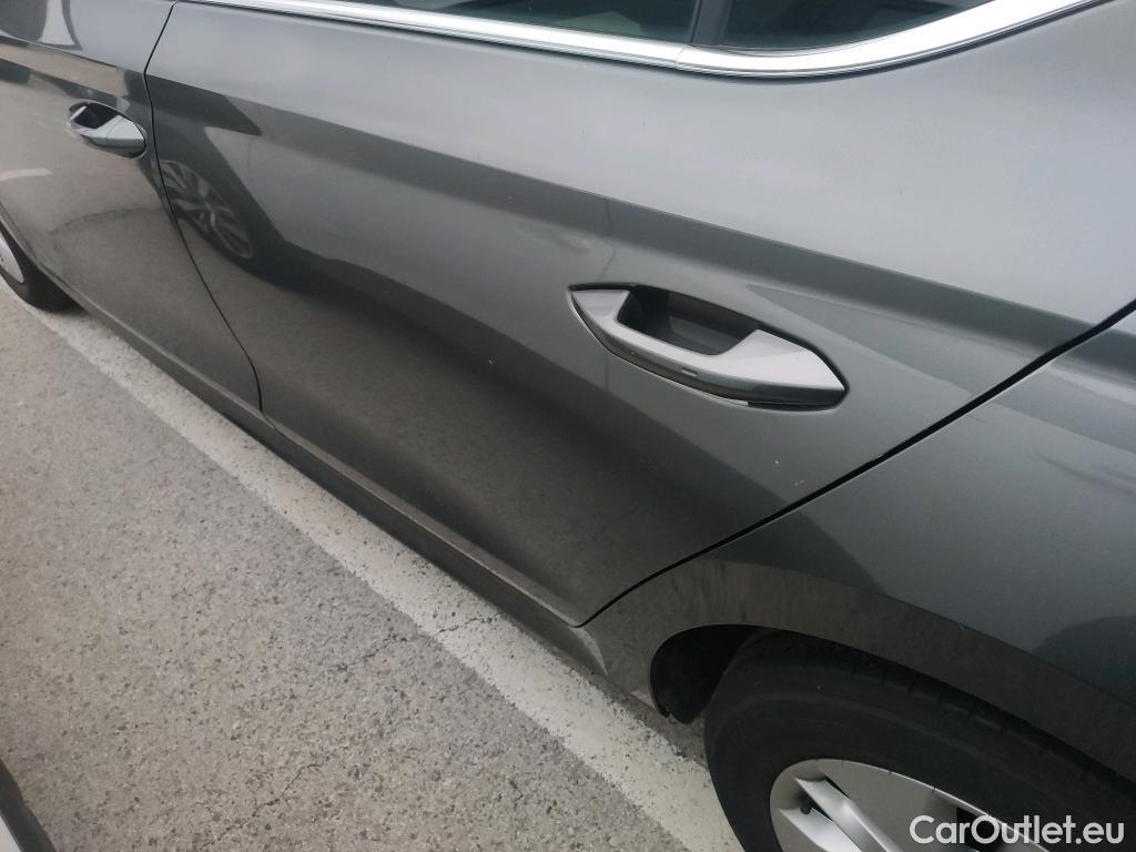  Skoda  Octavia SKODA  / 2020 / 5P / berlina con portón 2.0 TDI 85kW (115 CV) Manual Ambition #3