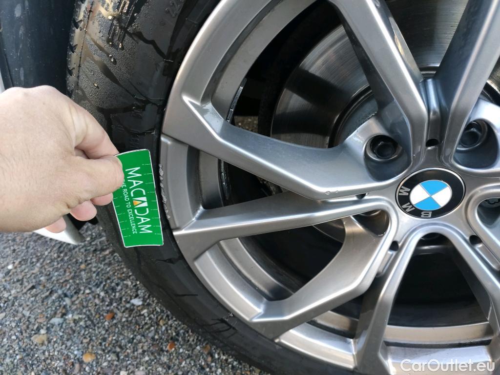  Bmw  Serie 3 BMW  / 2018 / 4P / sedán 320d Auto. #12