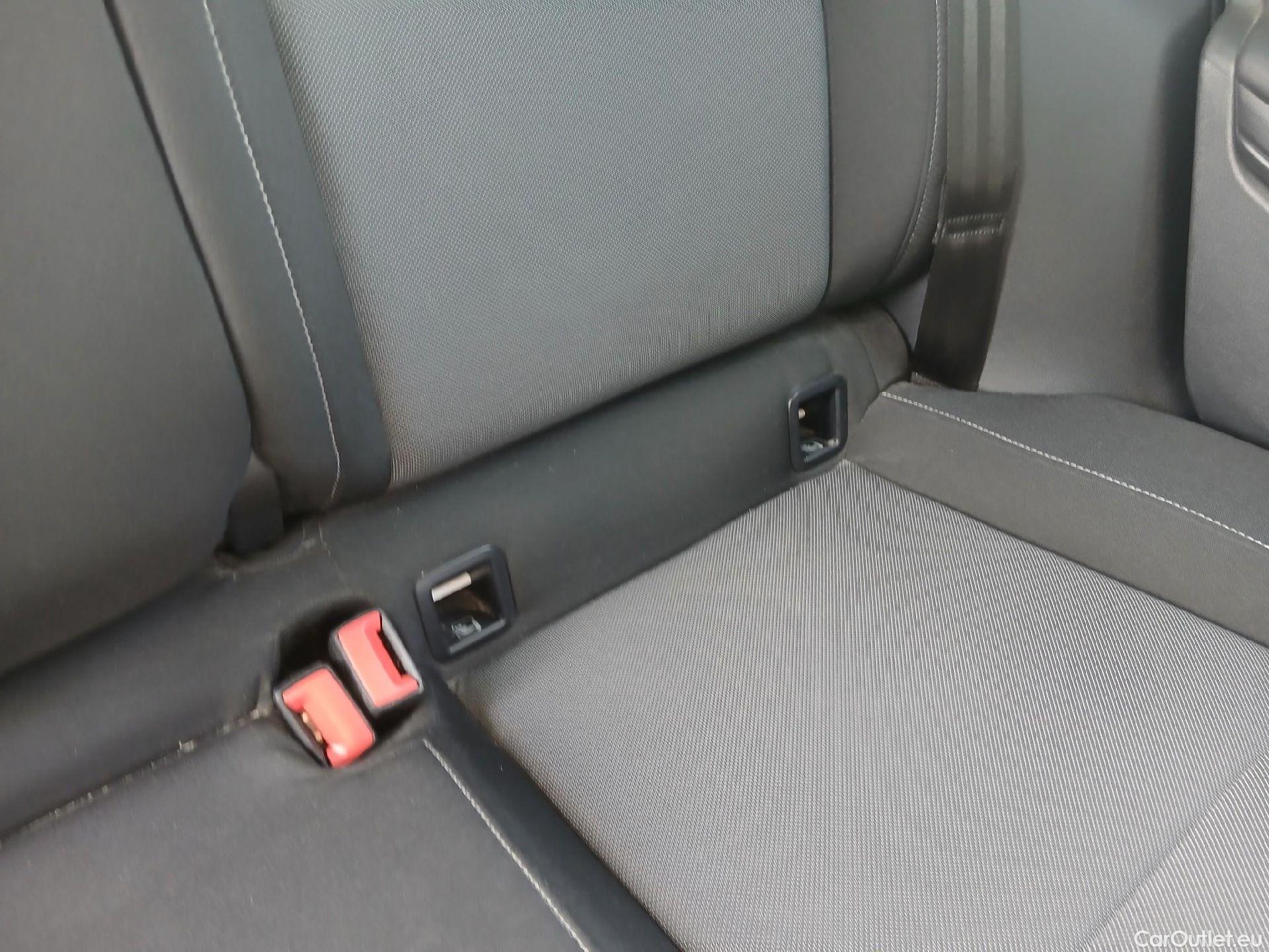  Skoda  Fabia SKODA  / 2021 / 5P / berlina con portón 1.0 TSI 70kW (95CV) Ambition (AC2) #40