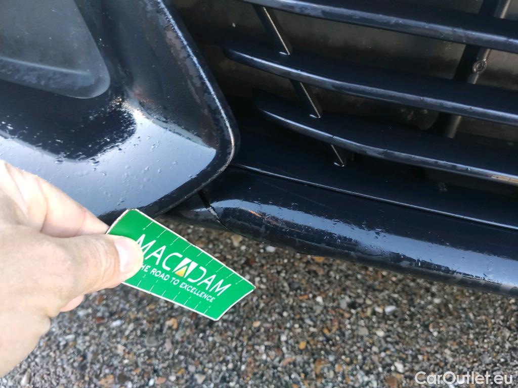  Bmw  Serie 3 BMW  / 2018 / 4P / sedán 320d Auto. #4