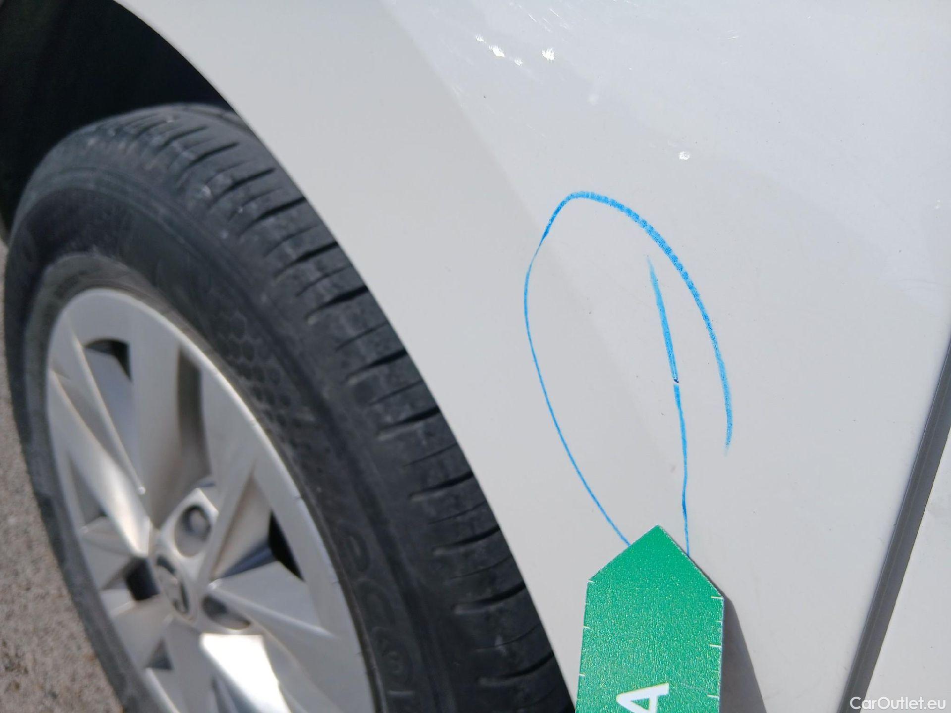  Skoda  Fabia SKODA  / 2021 / 5P / berlina con portón 1.0 TSI 70kW (95CV) Ambition (AC2) #20