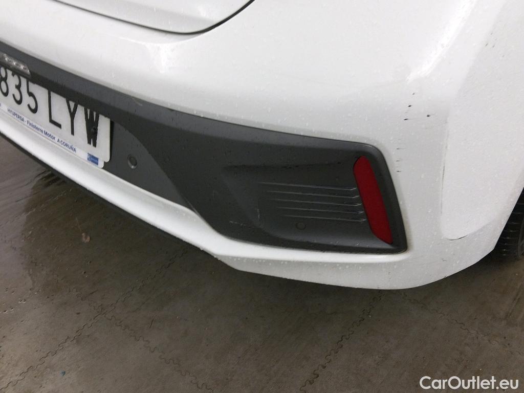  Hyundai   Ioniq HYUNDAI / 2019 / 5P / berlina con portón 1.6 GDI HEV Tecno DCT #15