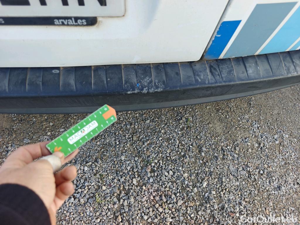  Renault  Kangoo RENAULT  Furgón/2013/3P/furgón derivado de turismo Profesional Blue dCi 70kW (95CV) #37