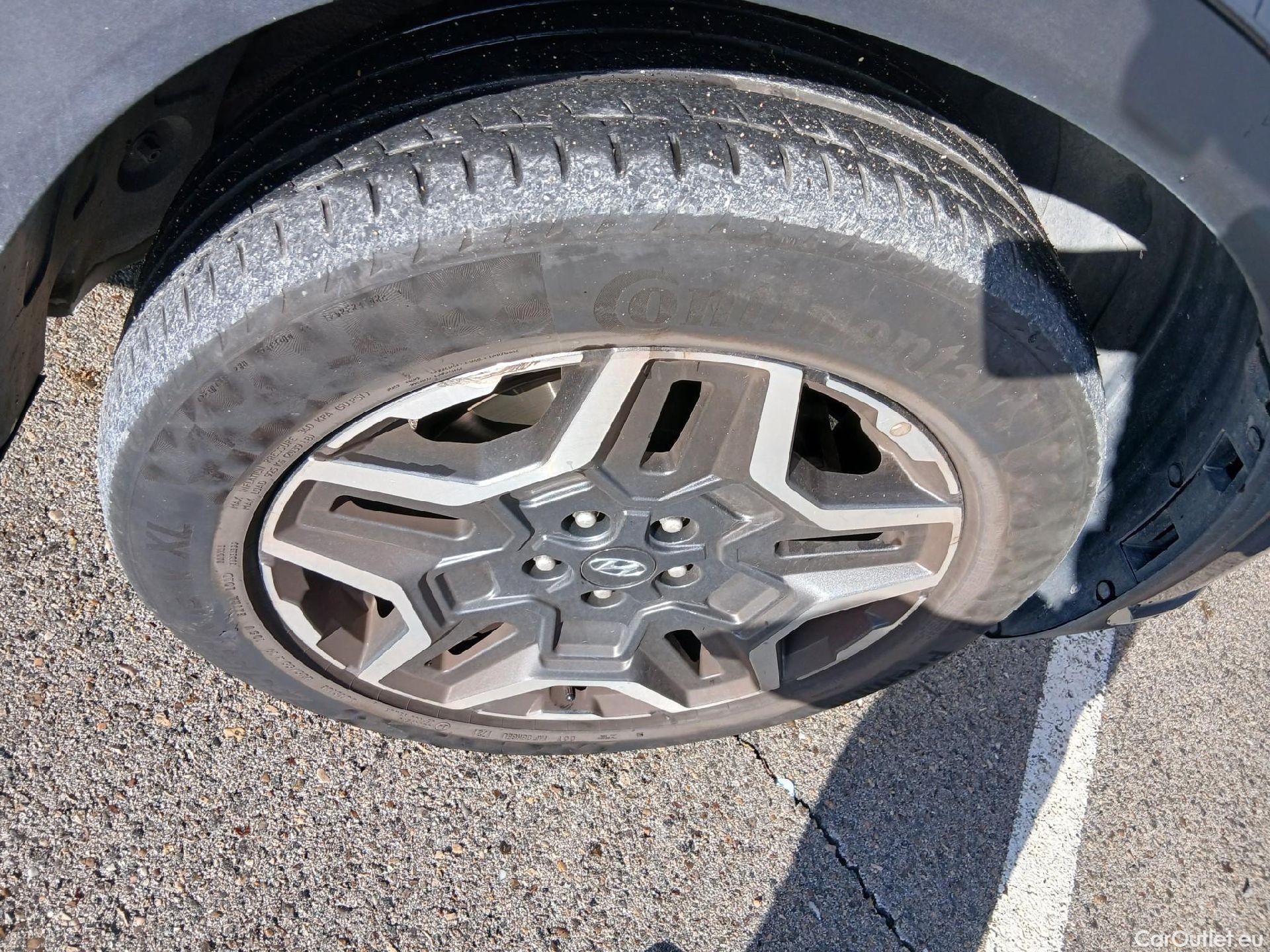  Hyundai  Santa Fe HYUNDAI  / 2021 / 5P / todoterreno 1.6 TGDi PHEV Tecno Auto 4x4 #4