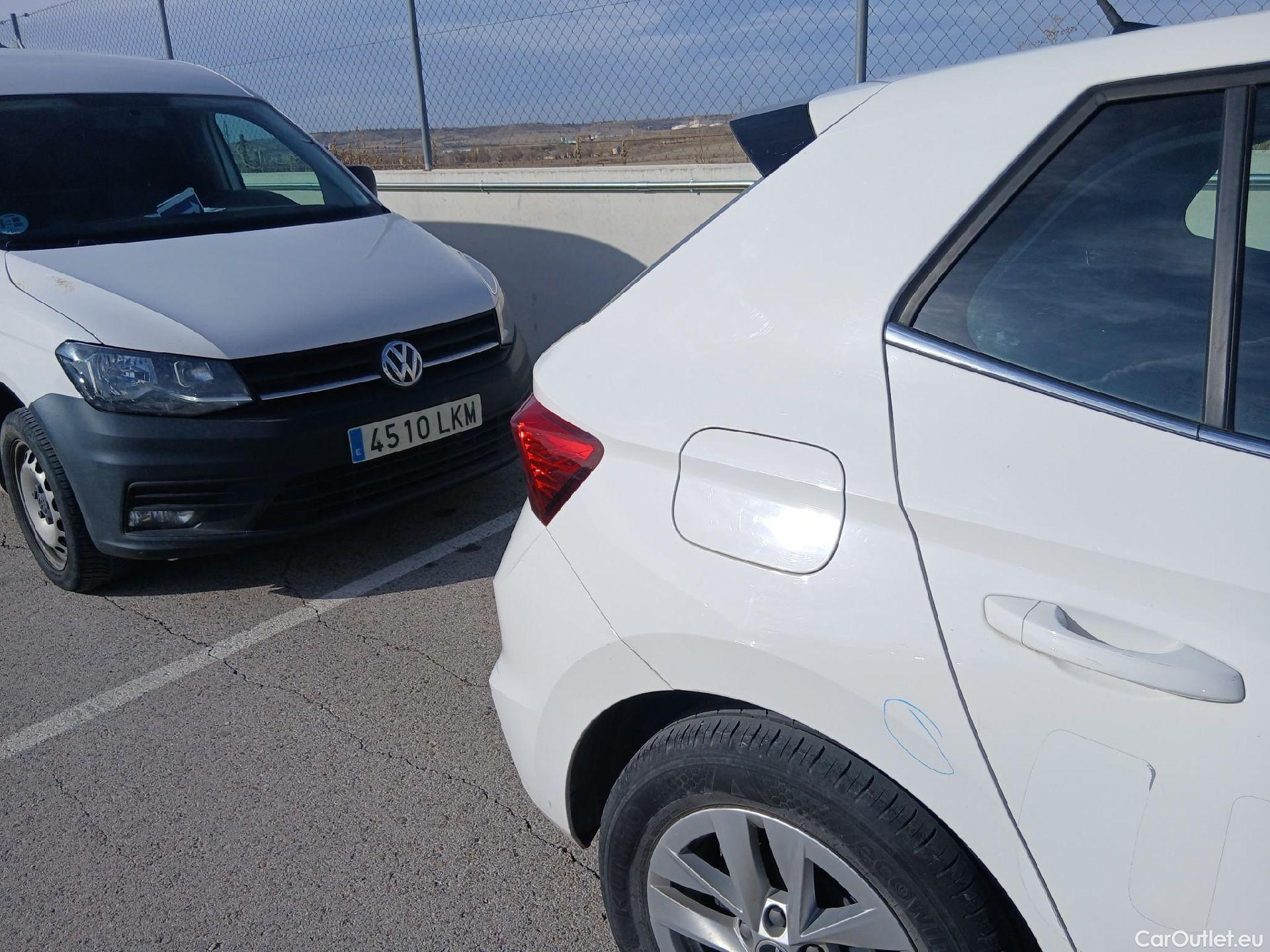  Skoda  Fabia SKODA  / 2021 / 5P / berlina con portón 1.0 TSI 70kW (95CV) Ambition (AC2) #19