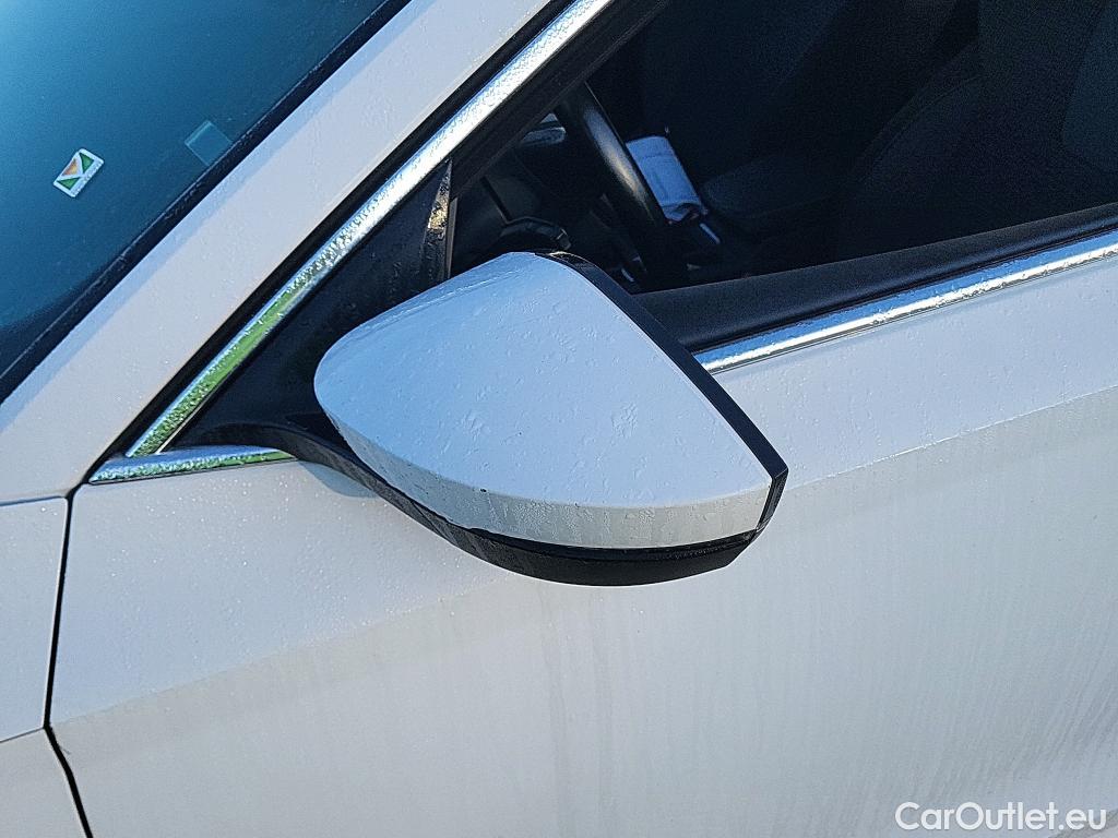  Skoda  Octavia SKODA  / 2020 / 5P / berlina con portón 2.0 TDI 110kW (150CV) Manual Ambition #17