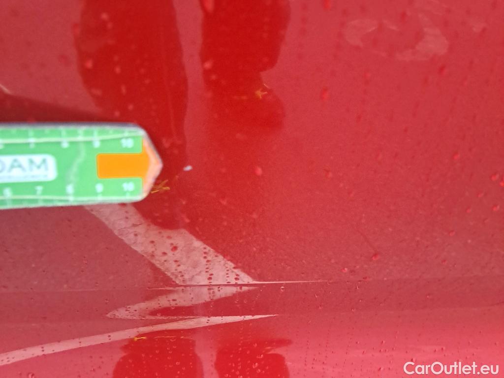  Volvo  XC 40 VOLVO XC40 / 2017 / 5P / todoterreno 1.5 T4 Twin Recharge R-Design Auto #4