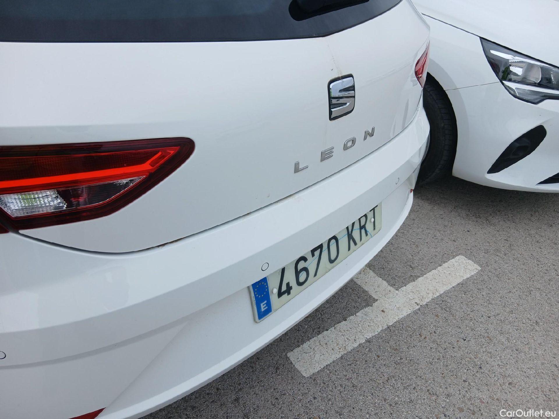  Seat  Leon SEAT León / 2016 / 5P / berlina con portón 1.5 TSI 95kW (130CV) St&Sp Style Visio Edition #16