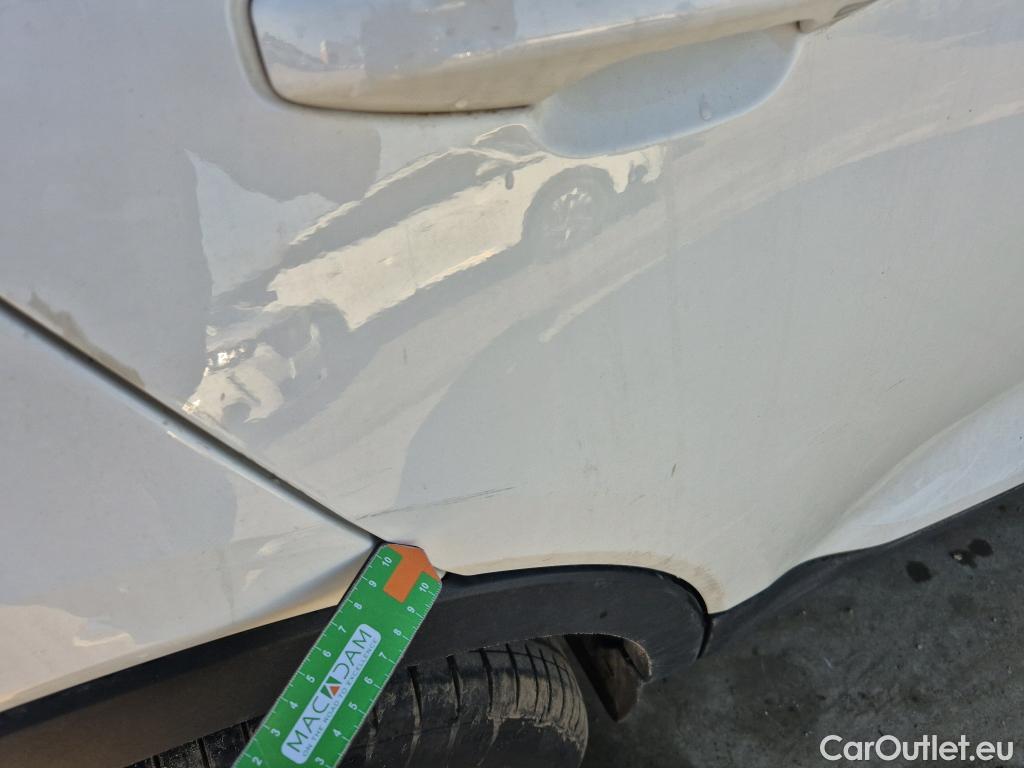  Volvo  XC 40 VOLVO XC40 / 2017 / 5P / todoterreno 1.5 T2 Momentum Pro Auto #20