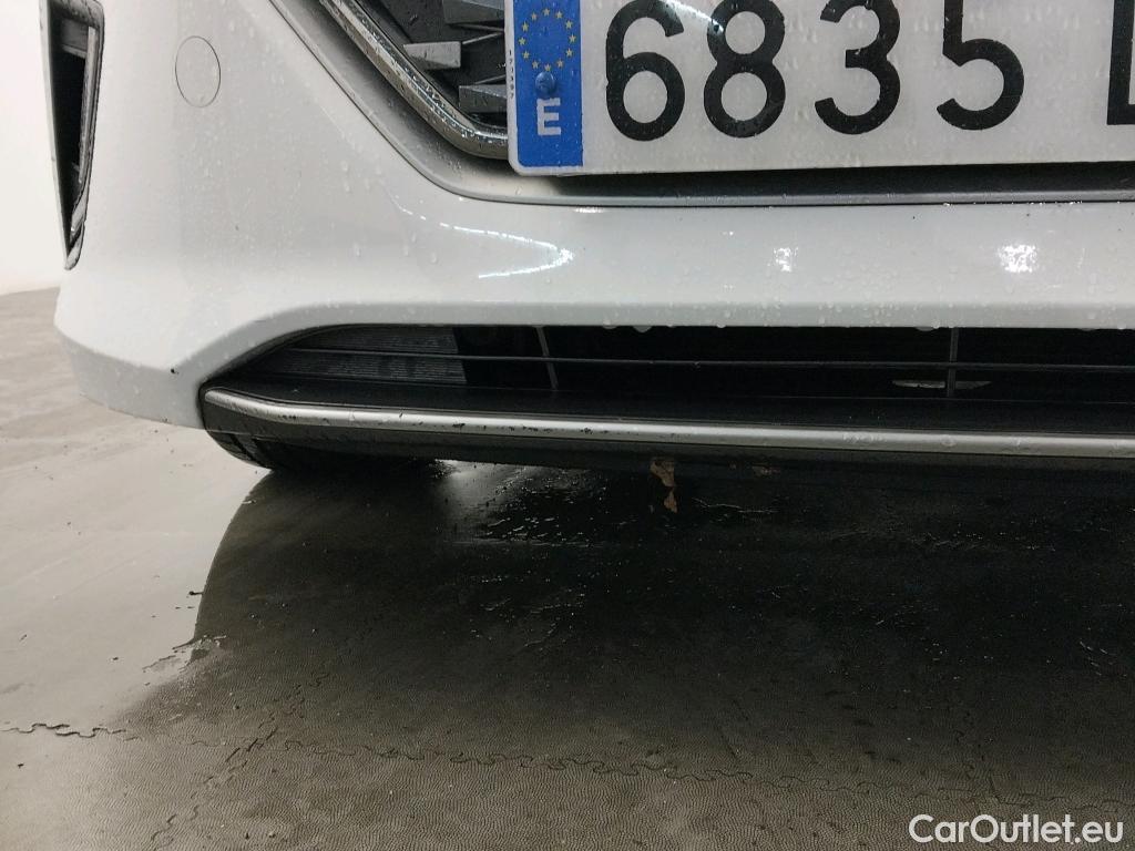  Hyundai   Ioniq HYUNDAI / 2019 / 5P / berlina con portón 1.6 GDI HEV Tecno DCT #11