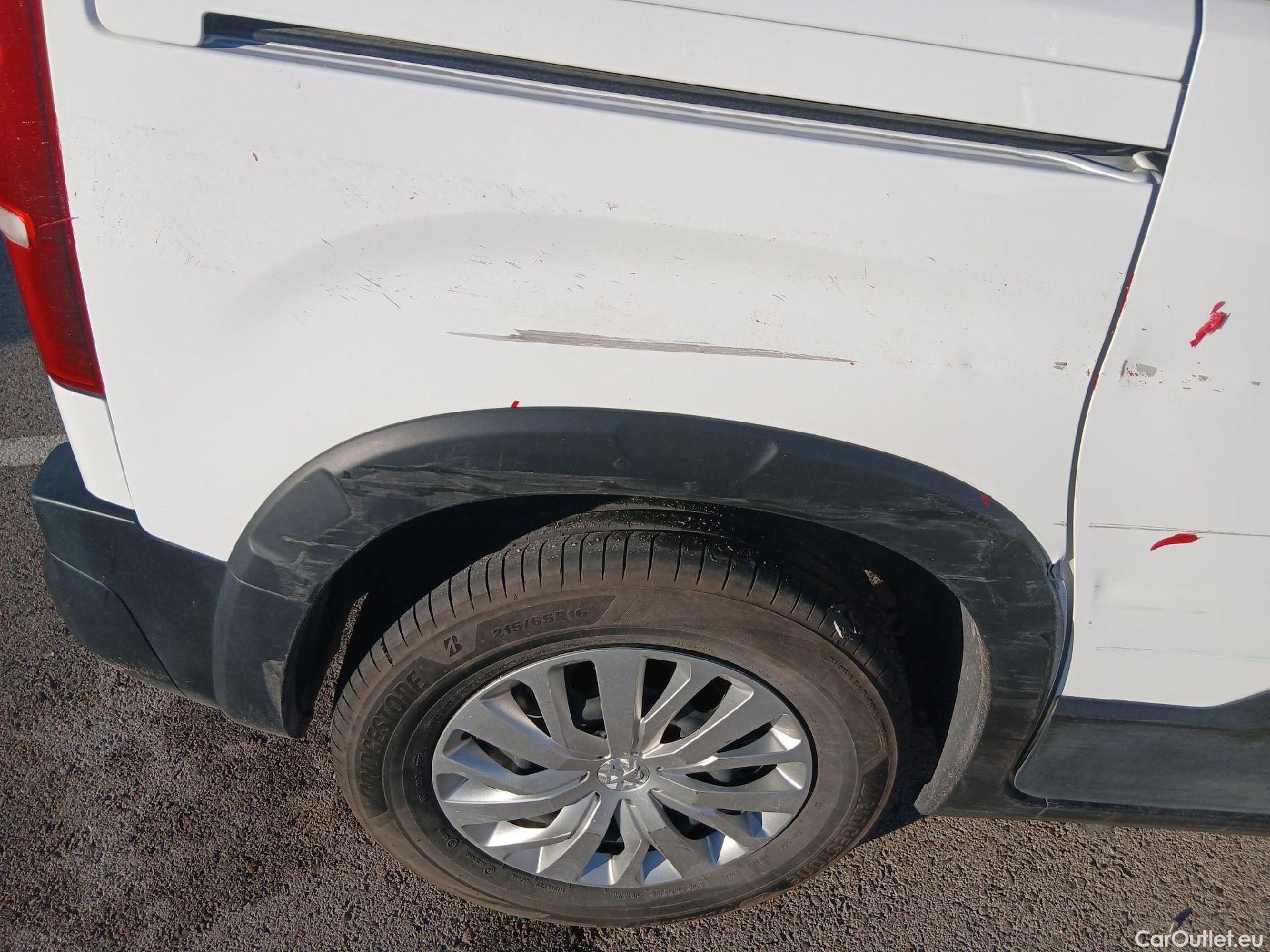  Peugeot  RIFTER PEUGEOT  / 2018 / 4P / combi Active Standard BlueHDi 73kW (IND) (CX2) #13