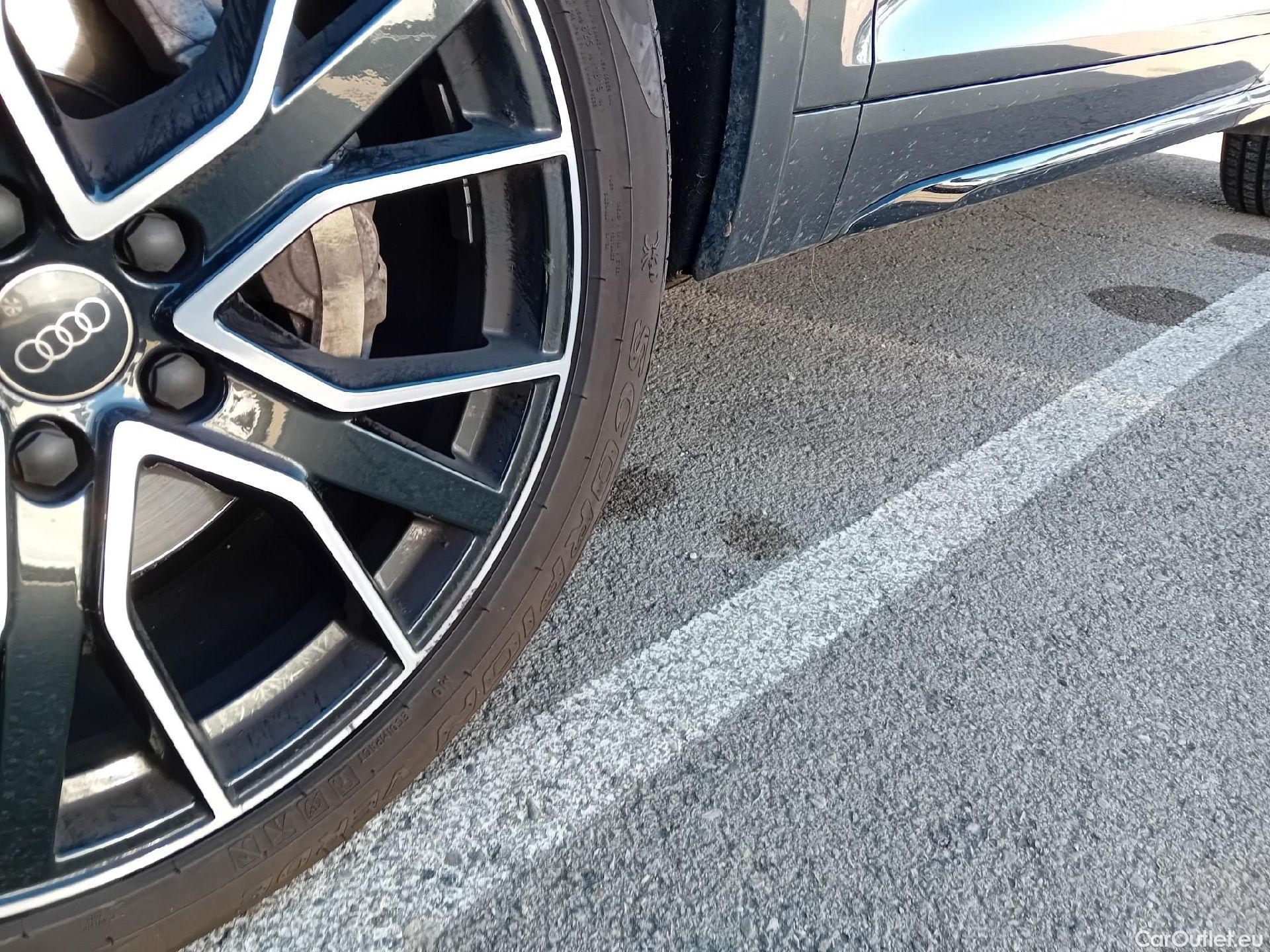  Audi  Q5 AUDI  / 2020 / 5P / todoterreno Black line 40 TDI 150kW quattro-ultra #10