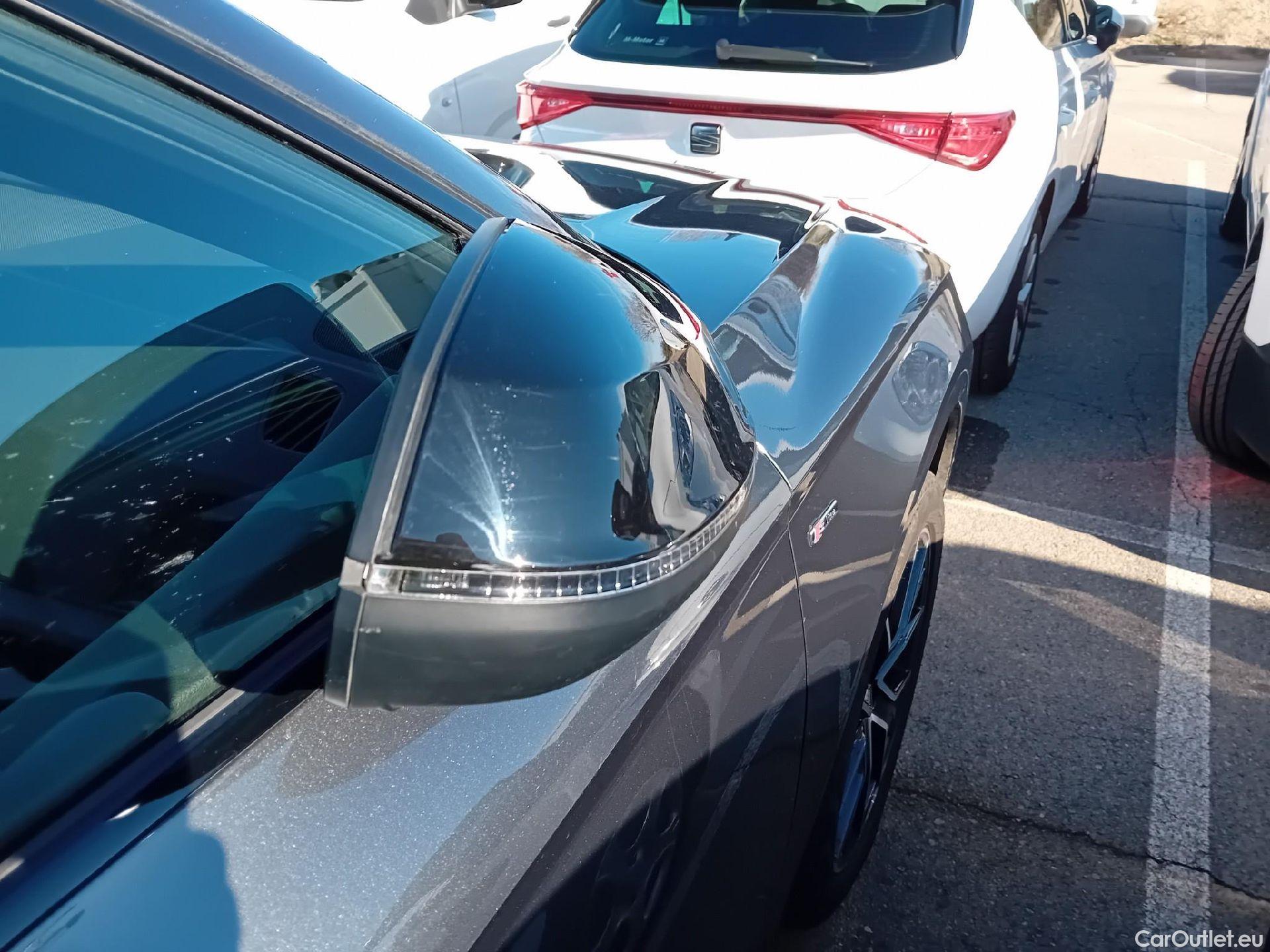  Audi  Q5 AUDI  / 2020 / 5P / todoterreno Black line 40 TDI 150kW quattro-ultra #30