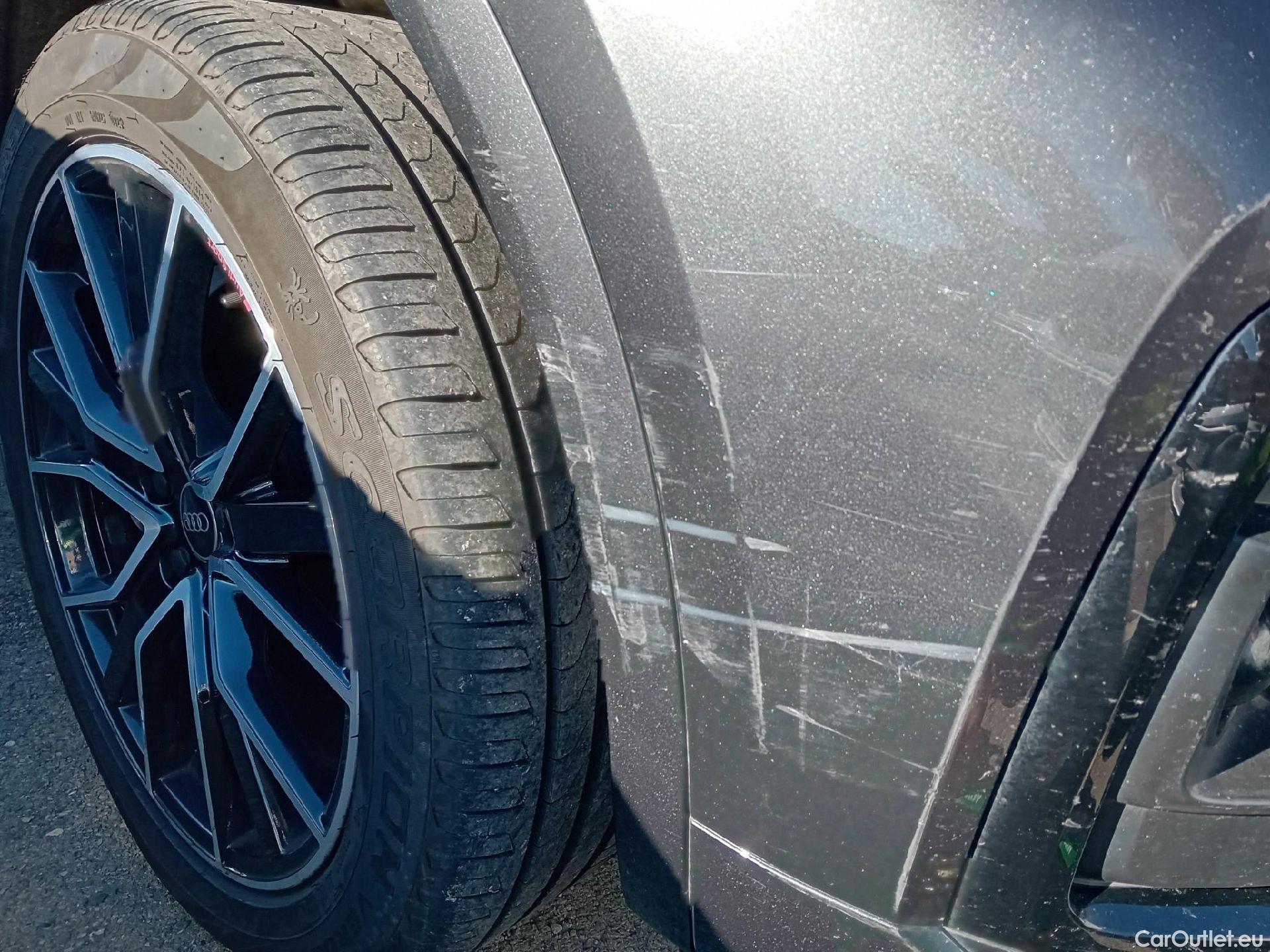  Audi  Q5 AUDI  / 2020 / 5P / todoterreno Black line 40 TDI 150kW quattro-ultra #3