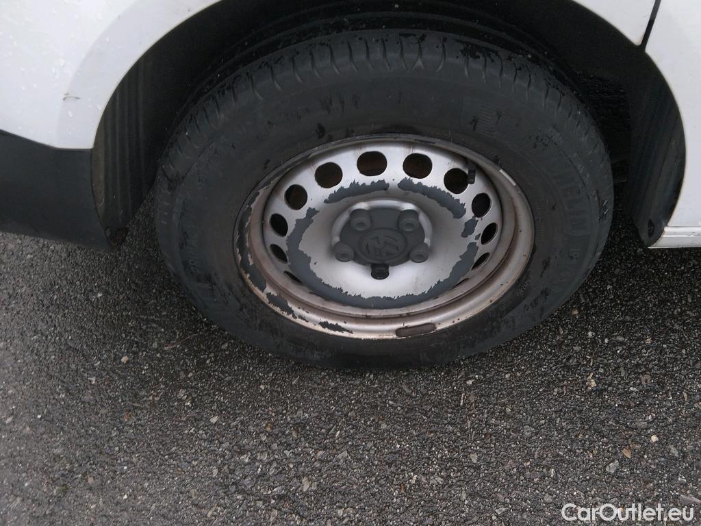  Volkswagen  Caddy VOLKSWAGEN  / 2015 / 4P / furgón derivado de turismo Profesional Furgón 2.0 TDI 75kW BMT (CX) #41