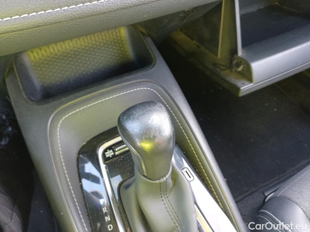  Toyota  Corolla TOYOTA  / 2019 / 5P / familiar 1.8 125H STYLE E-CVT TOURING SPORT #5