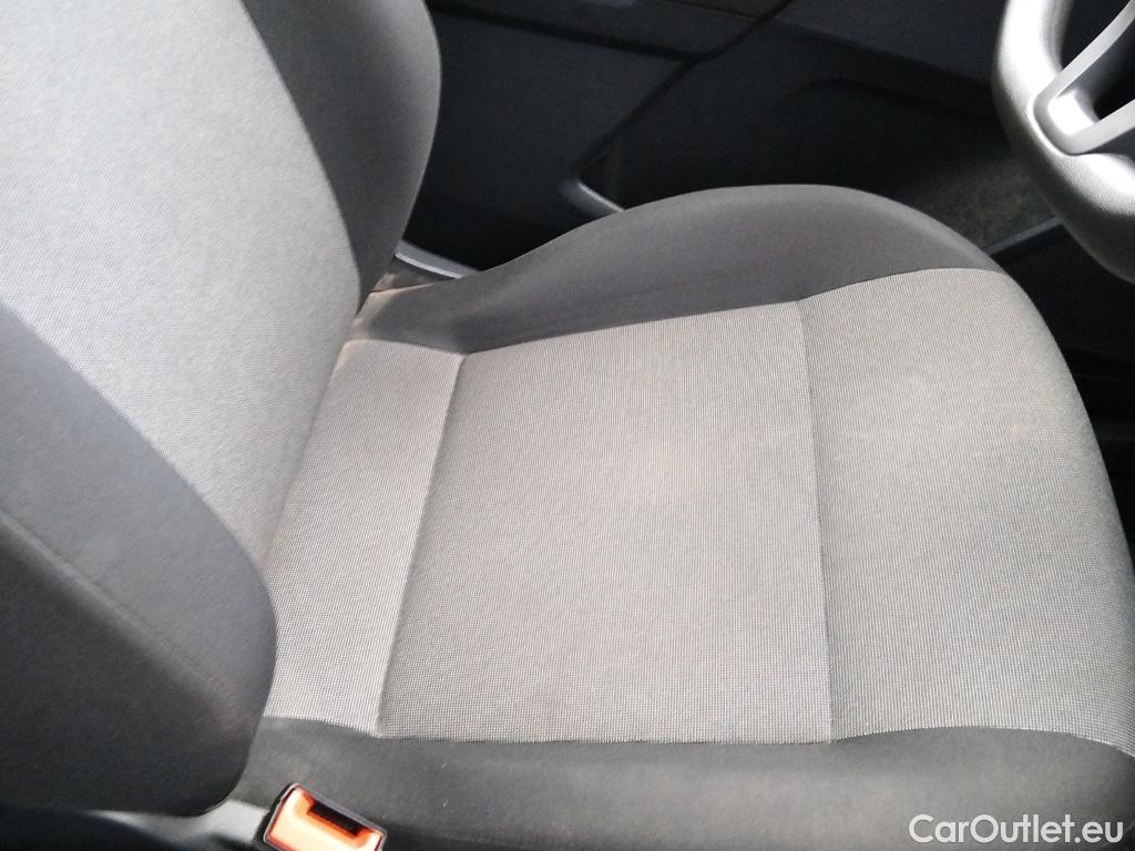  Volkswagen  Caddy VOLKSWAGEN  / 2015 / 4P / furgón derivado de turismo Profesional Furgón 2.0 TDI 75kW BMT (CX) #12