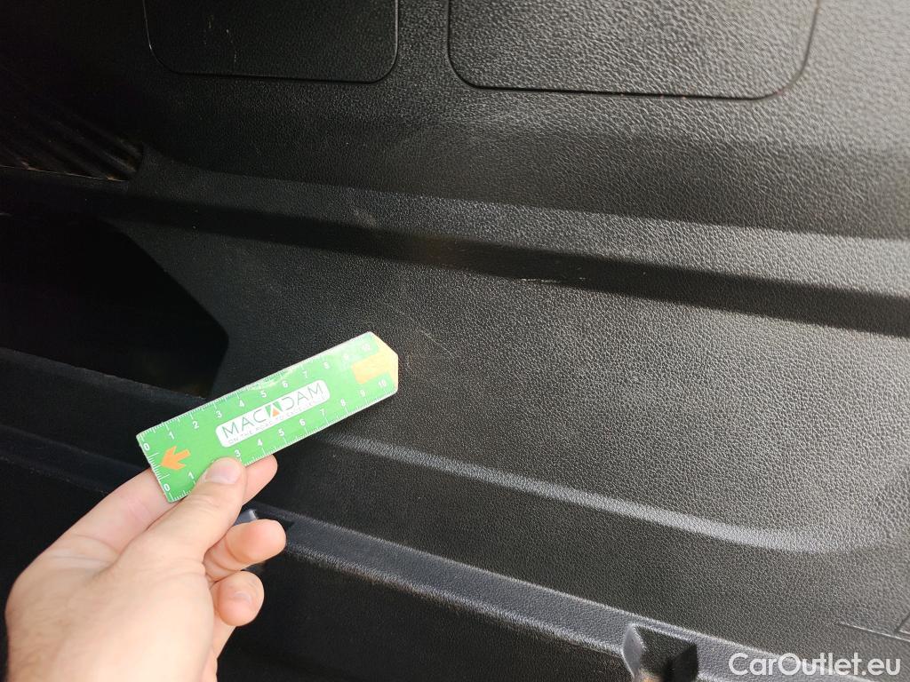  Opel  Combo OPEL  Life / 2018 / 5P / combi 1.5 TD 75kW (100CV) S/S Edition L (IND) #78