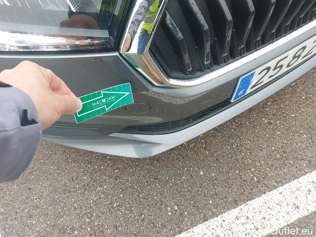  Skoda  Fabia SKODA  / 2021 / 5P / berlina con portón 1.0 TSI 70KW (95CV) Sport #13