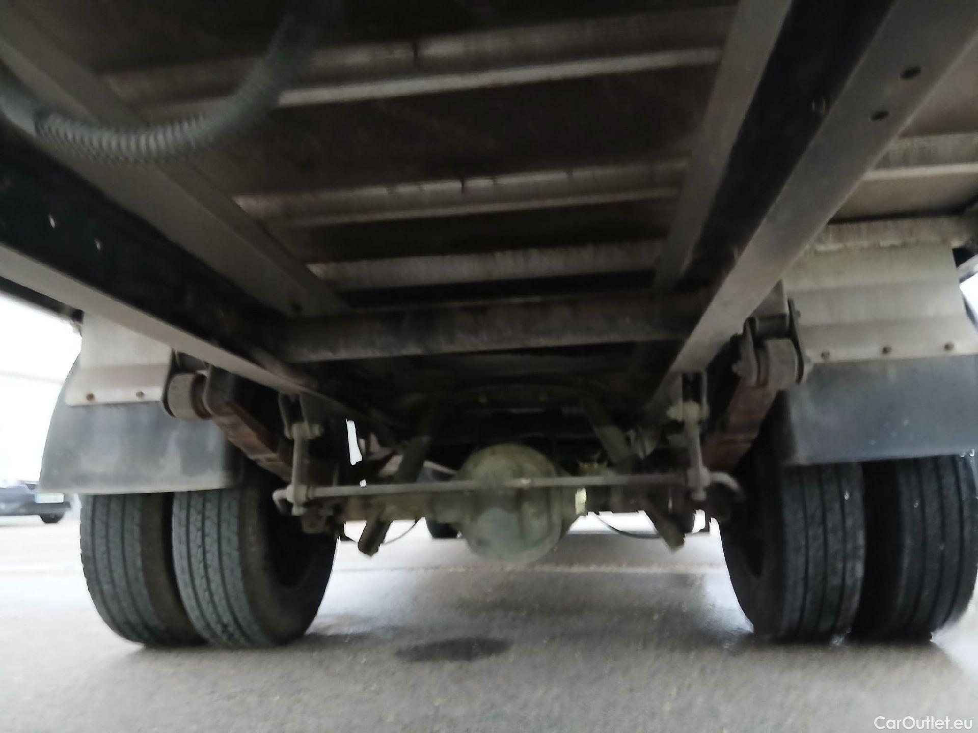  Iveco  Daily IVECO  / 2014 / 4P / chasis doble cabina 35C 14 D 3750 #3