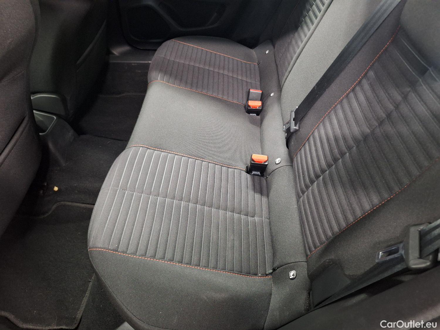  Peugeot  2008 Peugeot,  '19, Peugeot  1.2 Puretech 96kW S&S EAT8 Active Pac #18