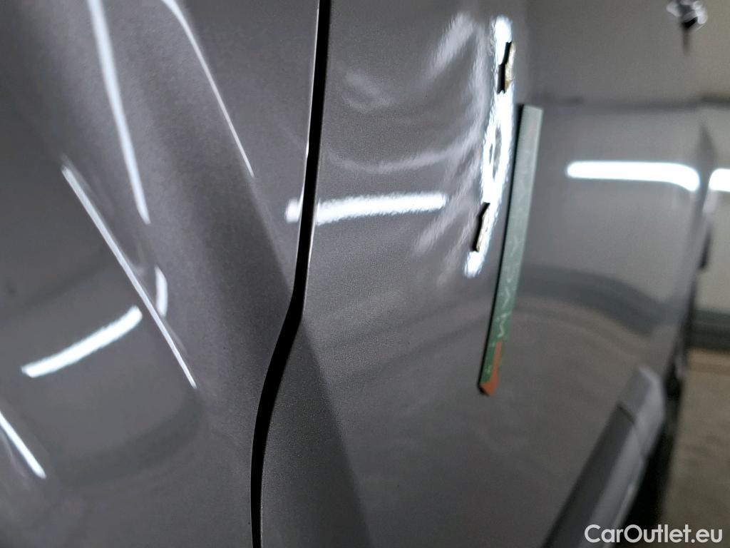  Toyota  C-HR TOYOTA  / 2016 / 5P / SUV 2.0 HYBRIDE 184 COLLECTION #8