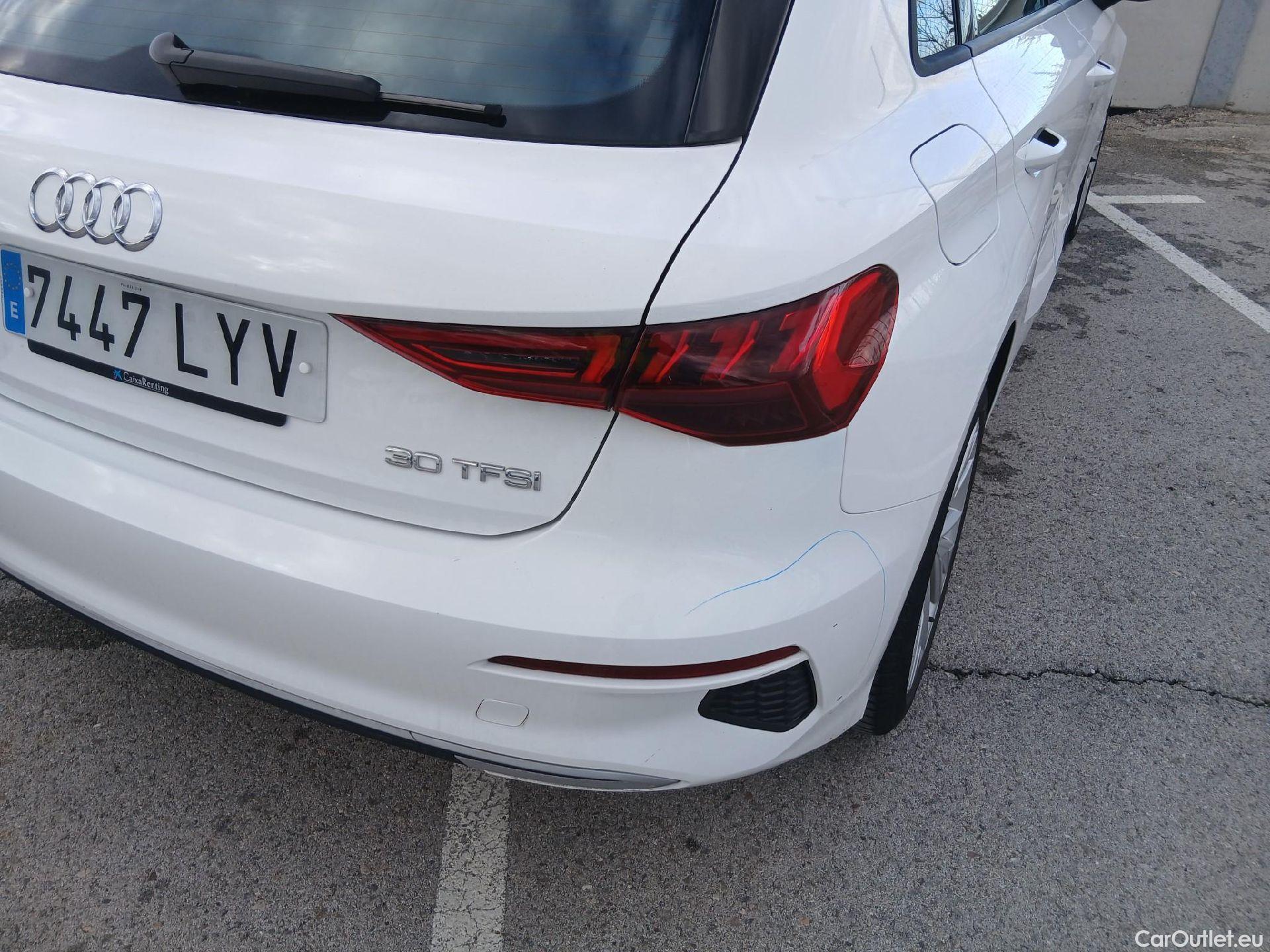  Audi  A3 AUDI  / 2020 / 5P / berlina con portón Sportback Advanced 30 TFSI 81kW S tronic (AC) #21