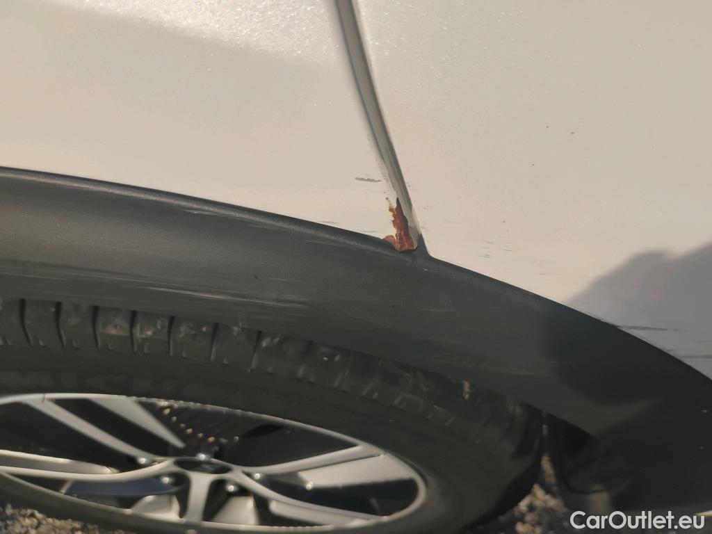  KIA  Niro KIA  / 2019 / 5P / crossover 1.6 GDi HEV 104kW (141CV) Drive #9