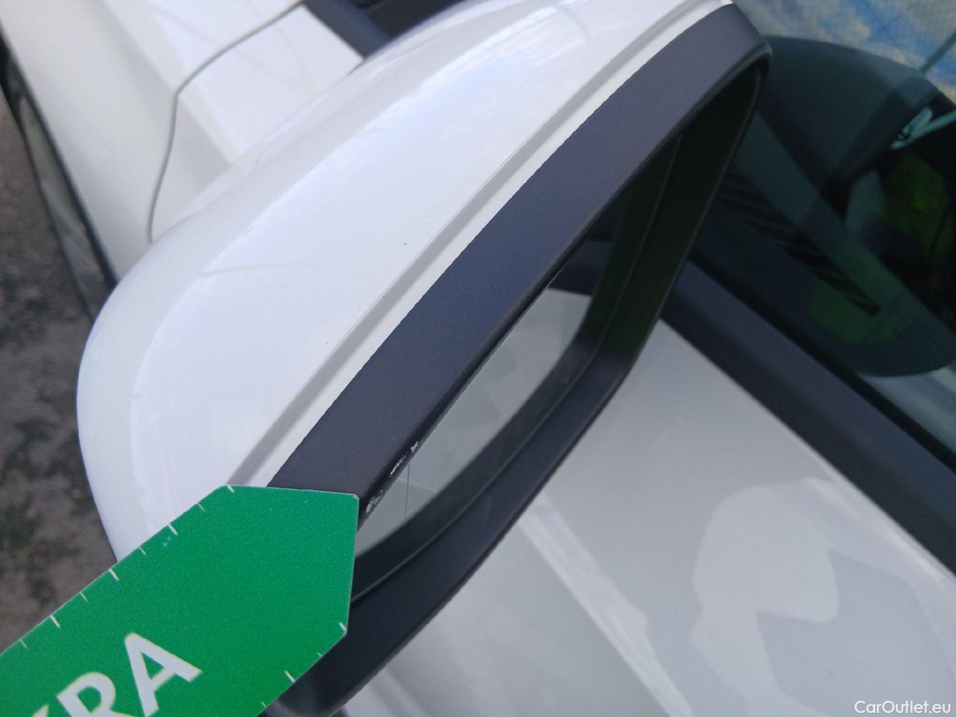  Audi  A3 AUDI  / 2020 / 5P / berlina con portón Sportback Advanced 30 TFSI 81kW S tronic (AC) #15