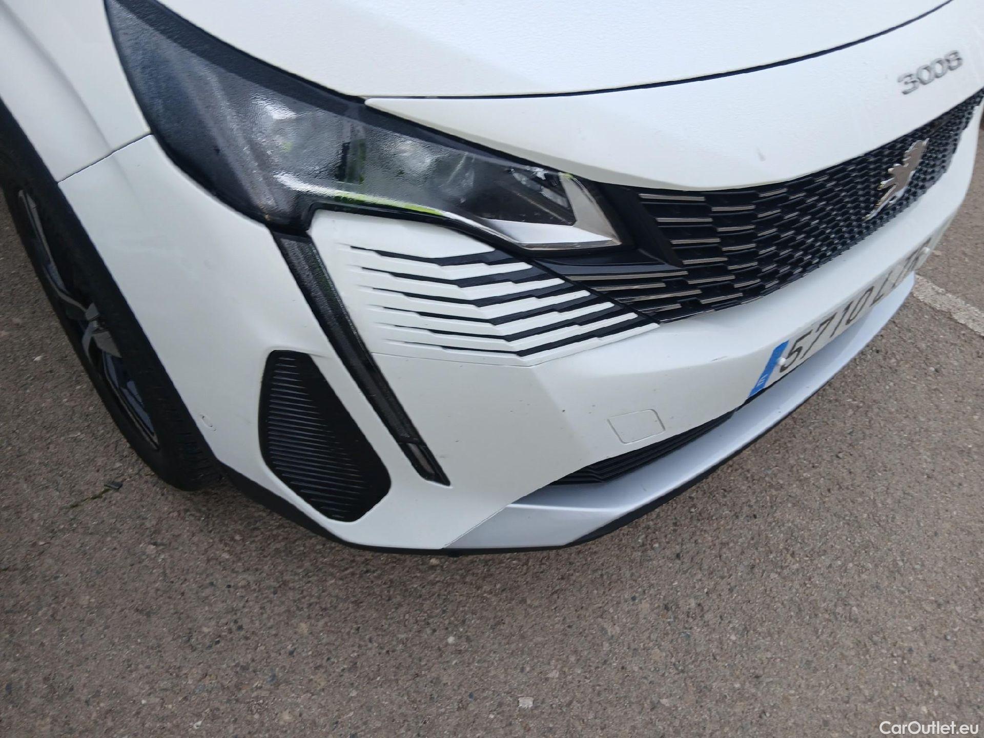  Peugeot  3008 PEUGEOT  Hybrid / 2020 / 5P / todoterreno 225 e-EAT8 GT #1