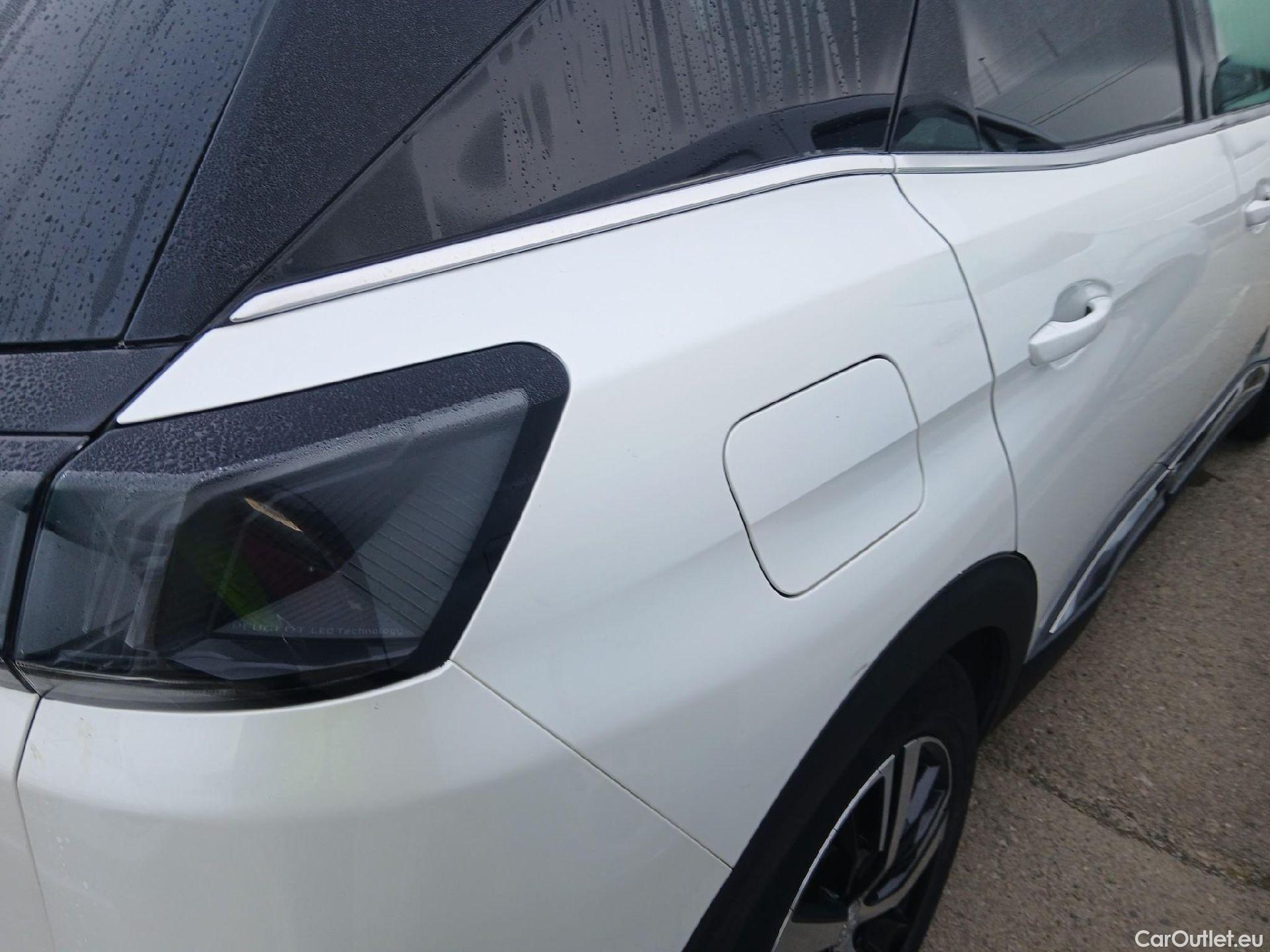  Peugeot  3008 PEUGEOT  Hybrid / 2020 / 5P / todoterreno 225 e-EAT8 GT #11