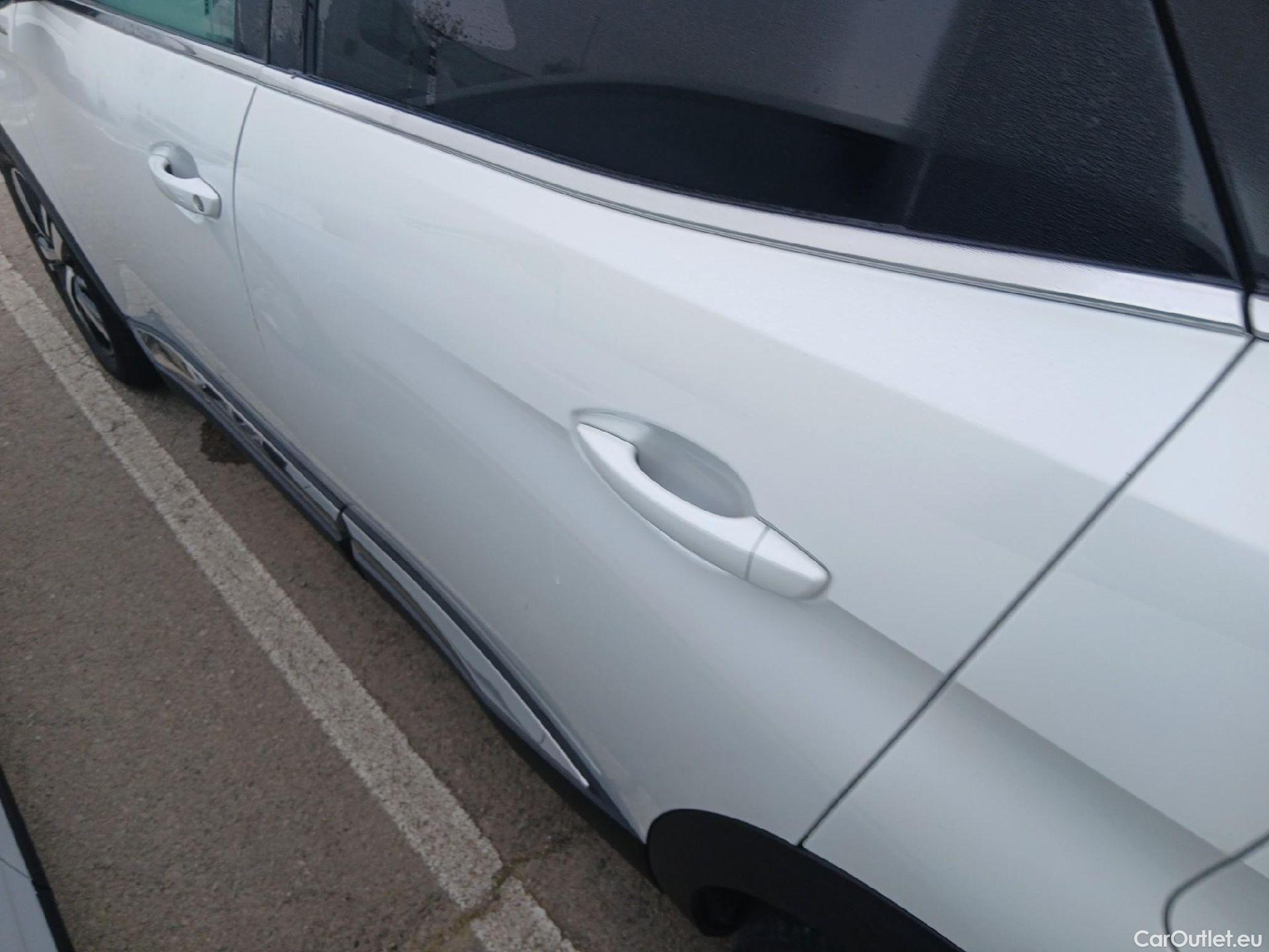  Peugeot  3008 PEUGEOT  Hybrid / 2020 / 5P / todoterreno 225 e-EAT8 GT #7