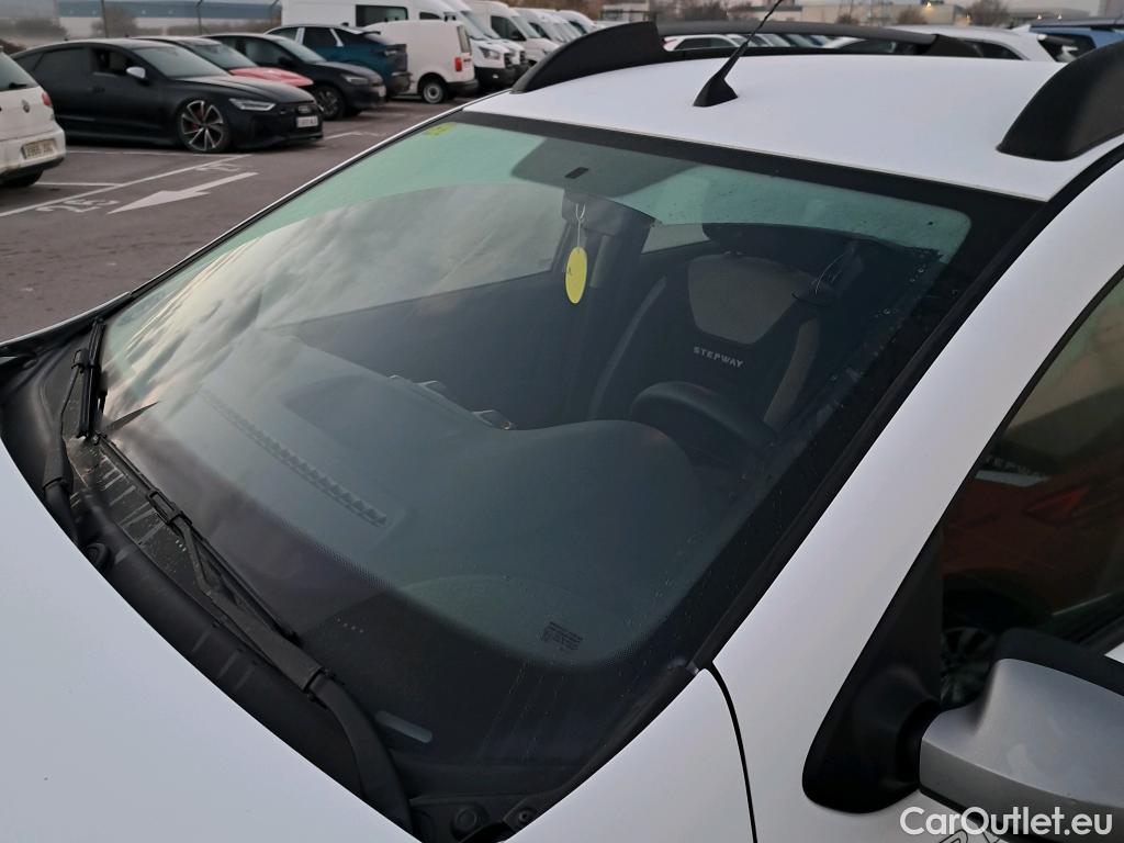  Dacia  Sandero DACIA  / 2016 / 5P / berlina con portón Stepway Essential TCE 74kW (100CV) GLP #1