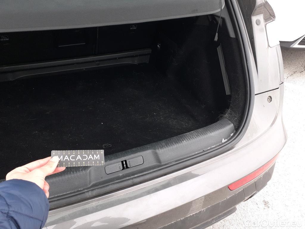  DS  DS7 DS DS 7 Crossback / 2017 / 5P / todoterreno BlueHDi DE 96kW (130CV) Auto. CHIC (AC) #13