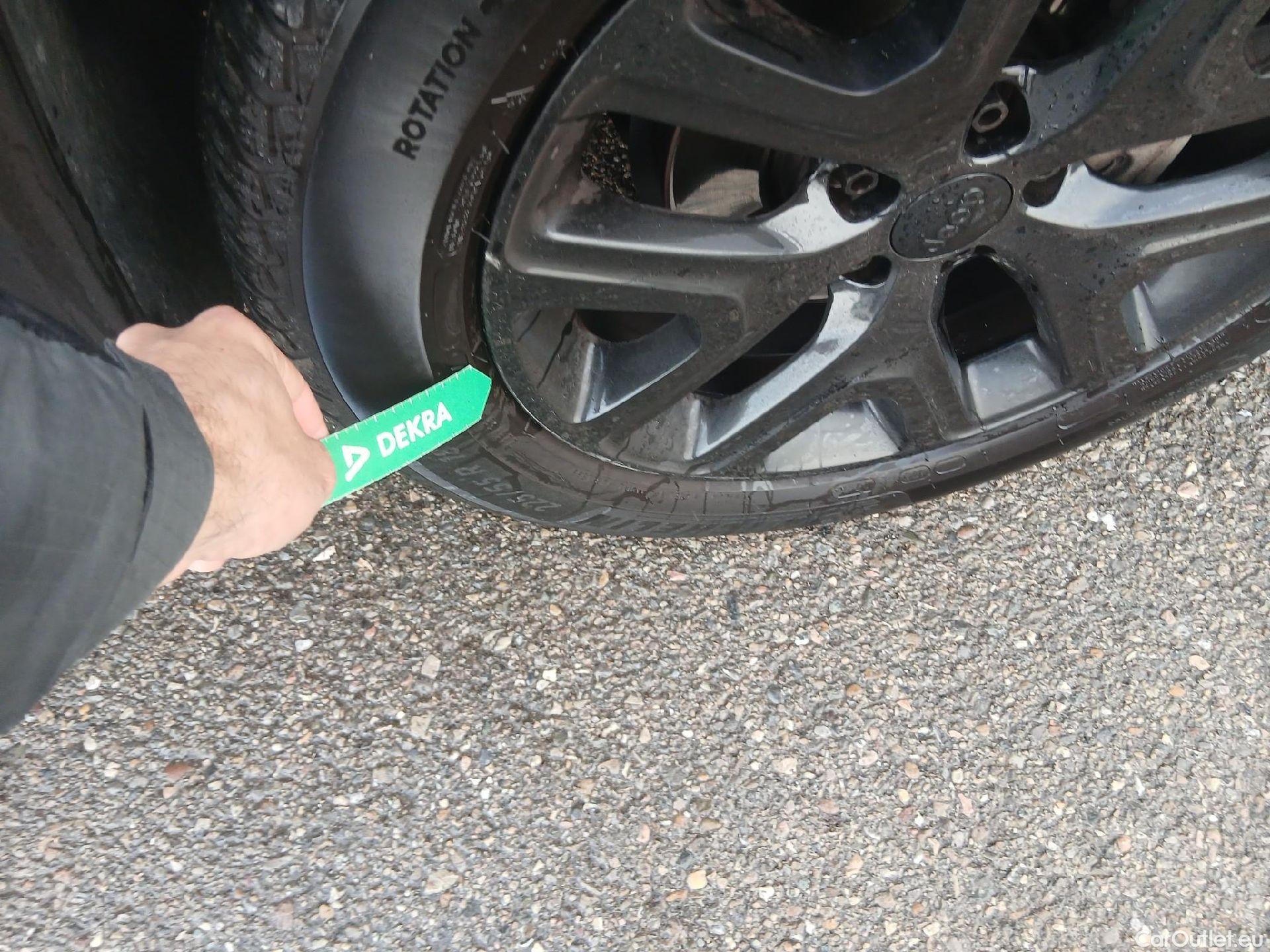  Jeep  Patriot JEEP Renegade / 2014 / 5P / todoterreno Limited 1.0G 88kW (120CV) 4x2 #38