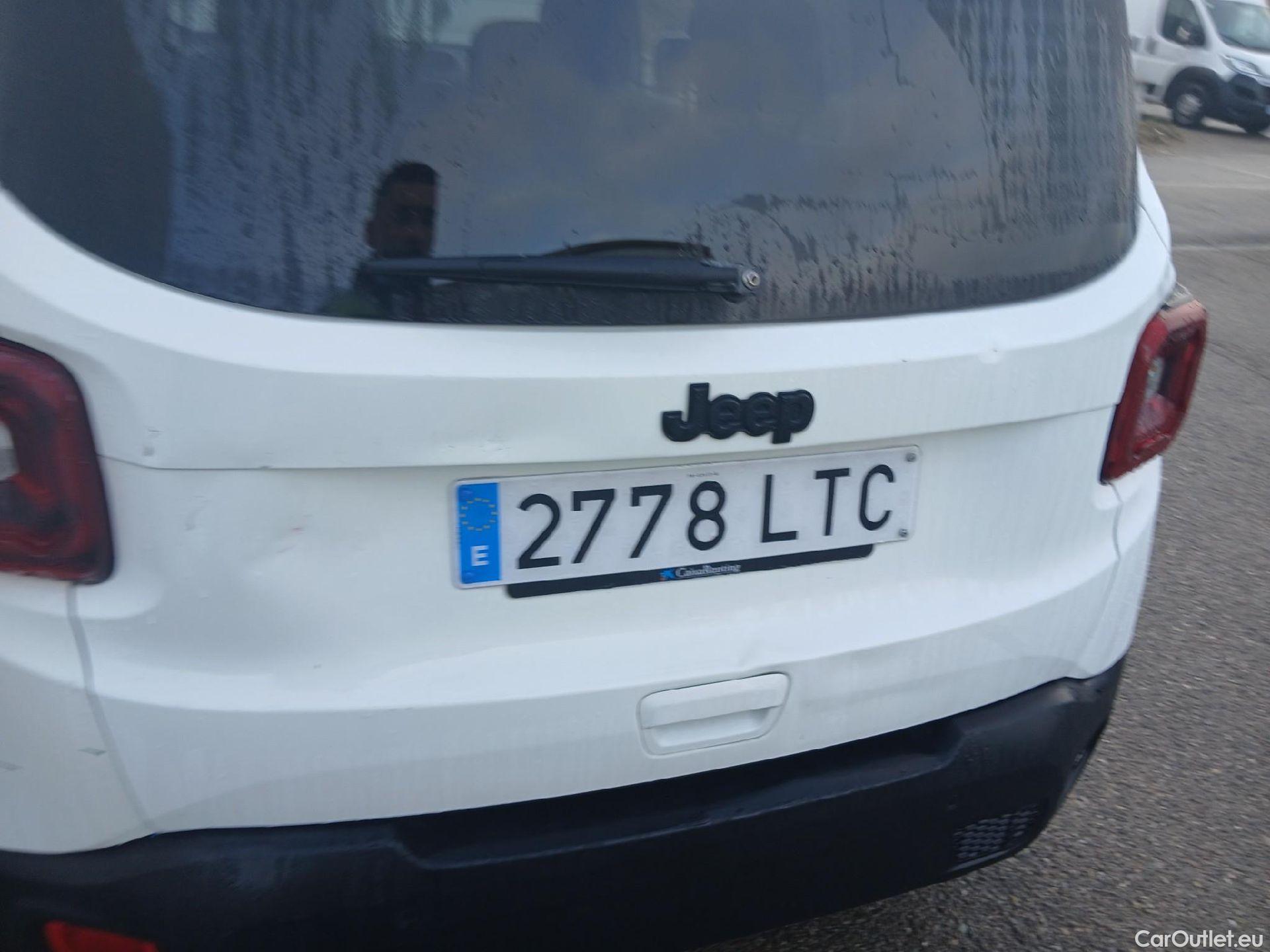  Jeep  Patriot JEEP Renegade / 2014 / 5P / todoterreno Limited 1.0G 88kW (120CV) 4x2 #21