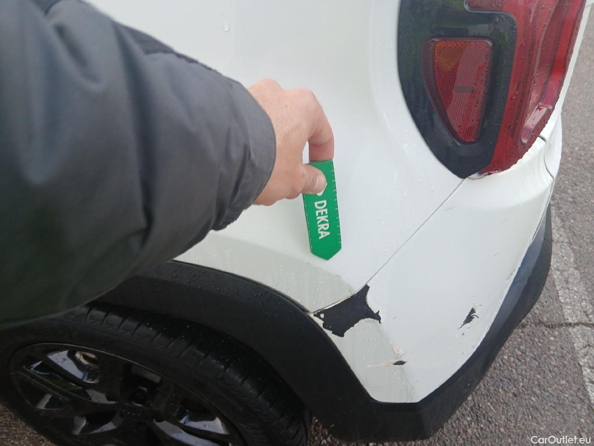  Jeep  Patriot JEEP Renegade / 2014 / 5P / todoterreno Limited 1.0G 88kW (120CV) 4x2 #15